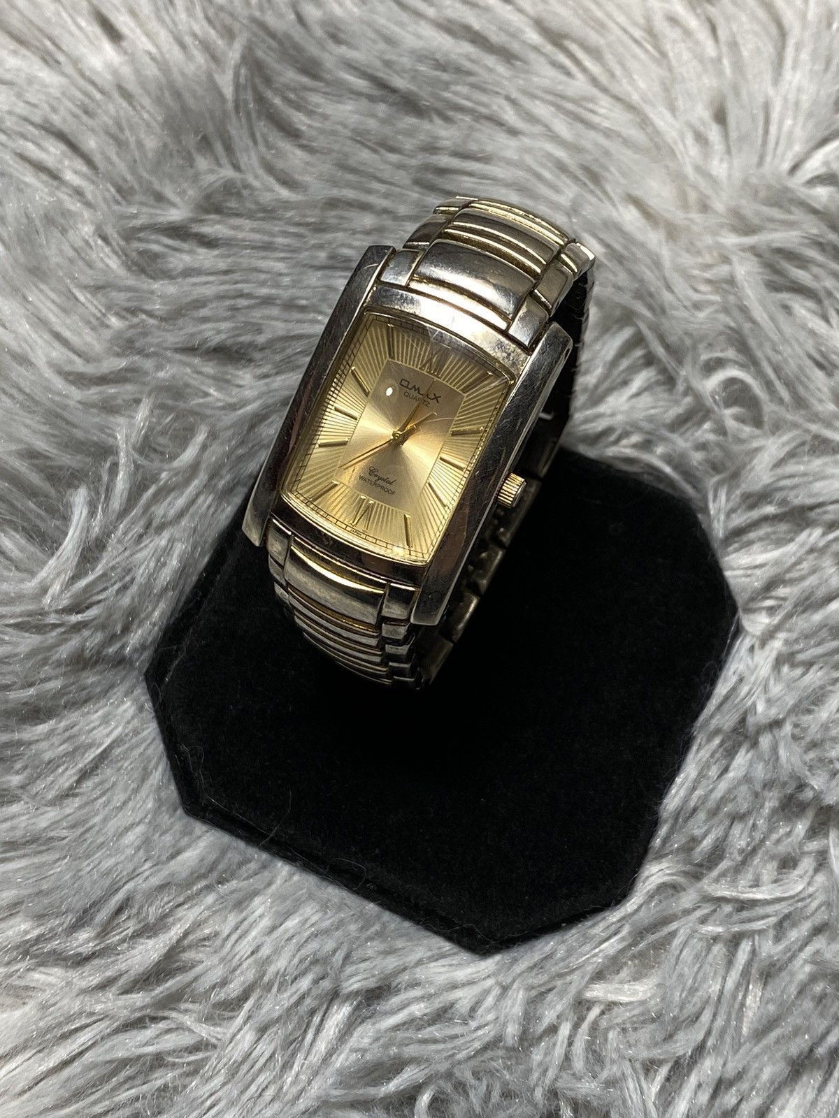 Jewelry ✅ Vintage Omax Rectangle Watch | Made in Japan Size ONE SIZE - 1 Thumbnail