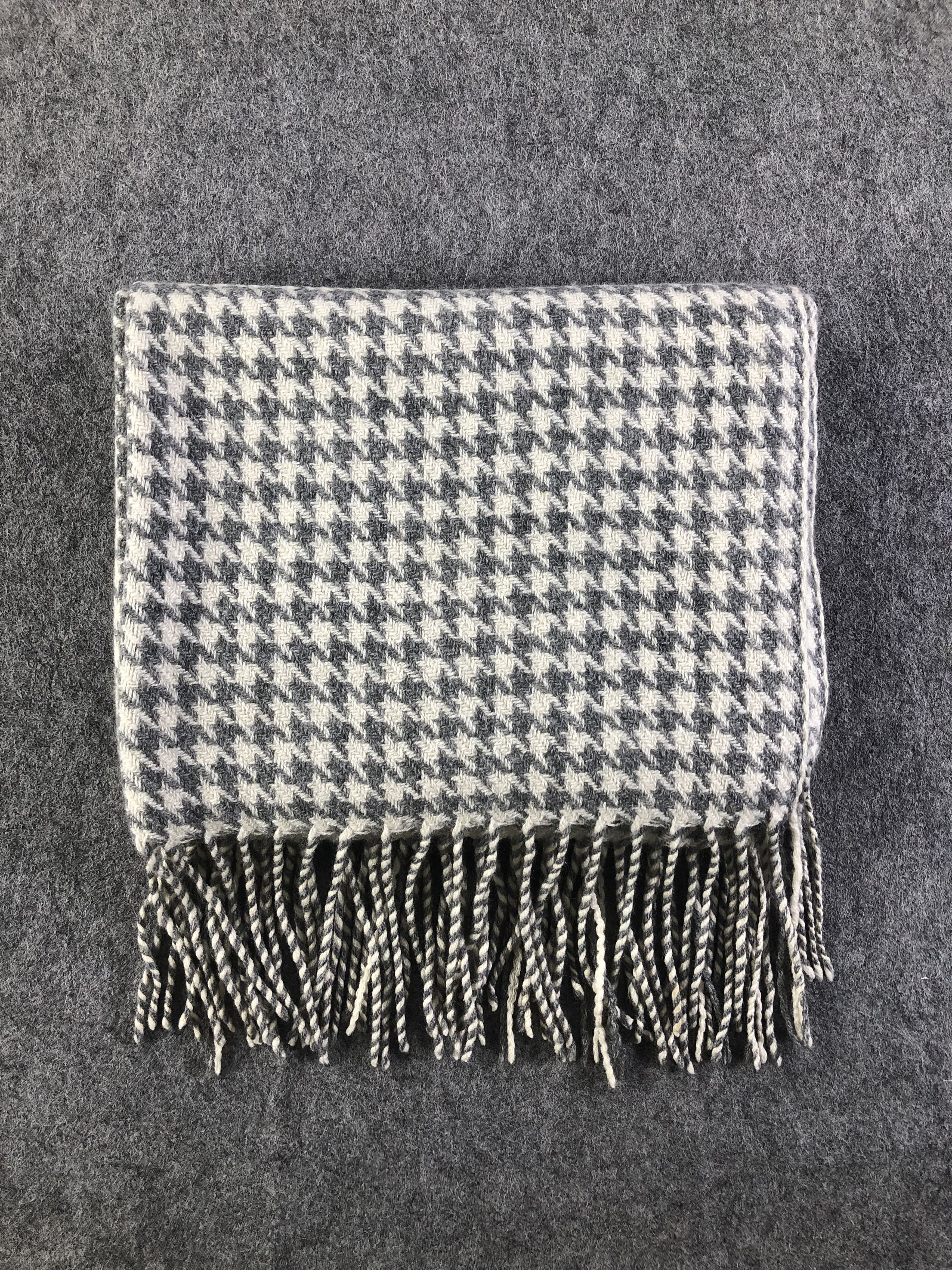 Vintage Luciano Soprani Scarf / Muffler / Neckwear Size ONE SIZE - 5 Thumbnail
