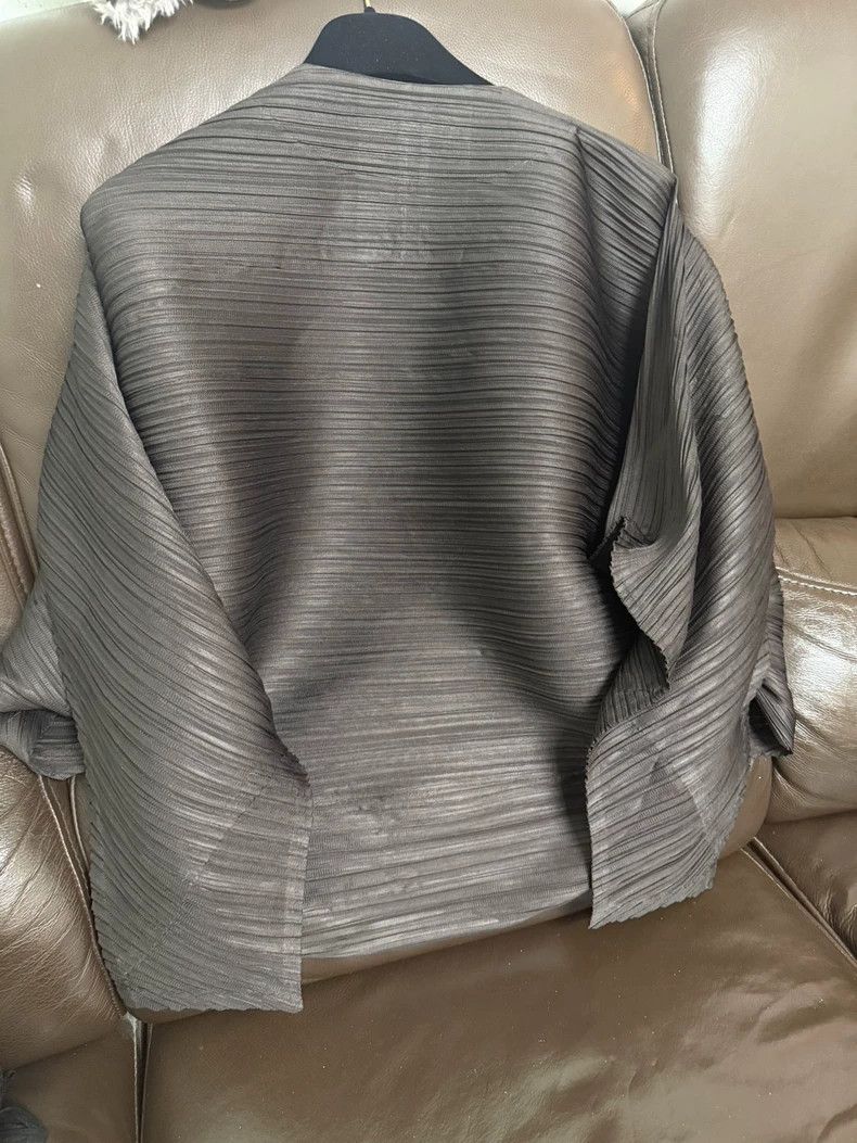 Issey Miyake Issey Miyake Grey pleated cardigan Size M / US 6-8 / IT 42-44 - 7 Thumbnail