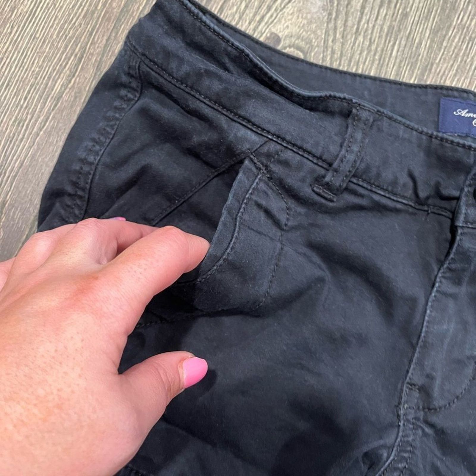 American Eagle Outfitters American Eagle Khaki Shorts Low-Rise Stretch Pockets Black 6 Size 28" / US 6 / IT 42 - 3 Thumbnail