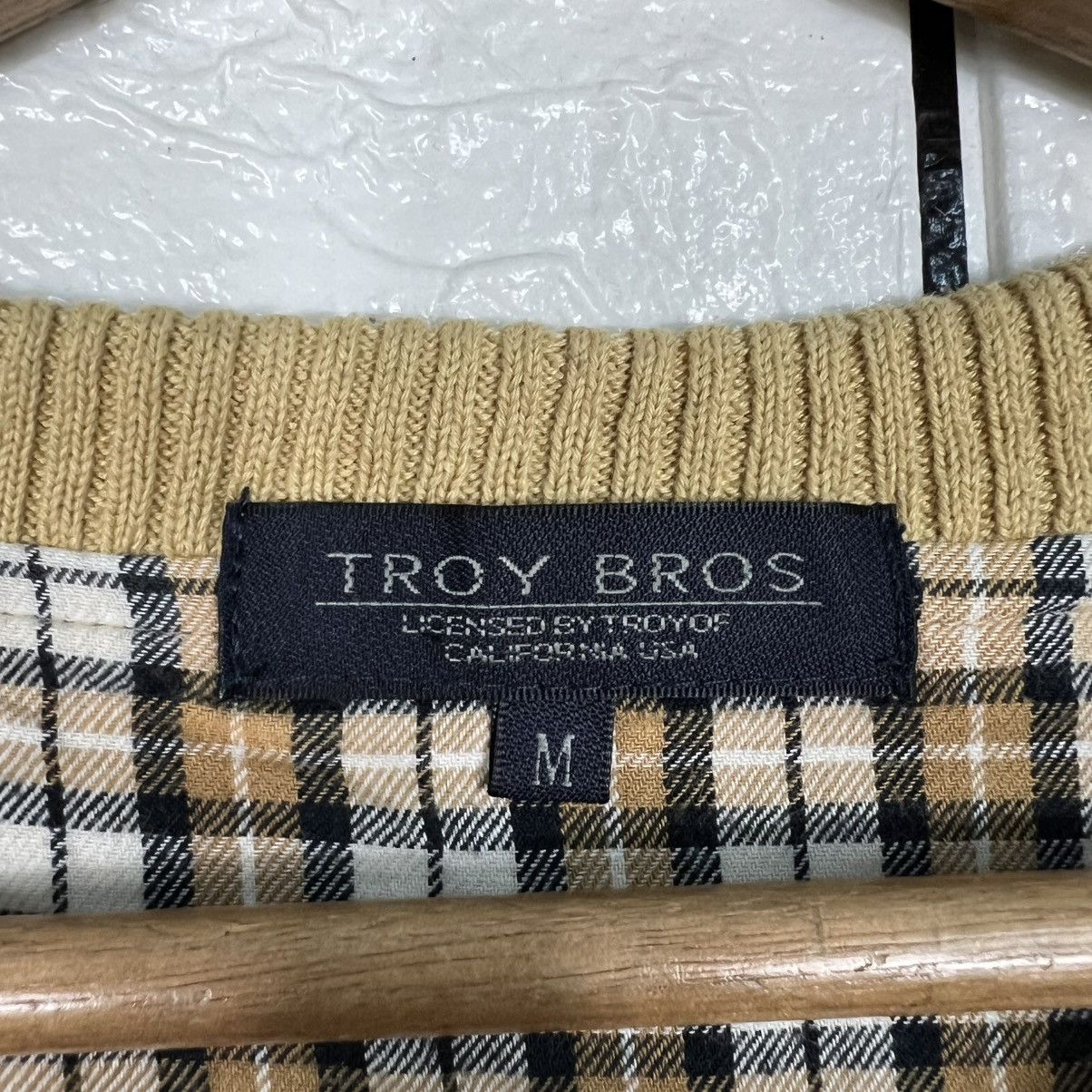 Japanese Brand Vintage TROY BROS Center Logo Crewneck Sweatshirt #4226-C192 Size US M / EU 48-50 / 2 - 9 Thumbnail