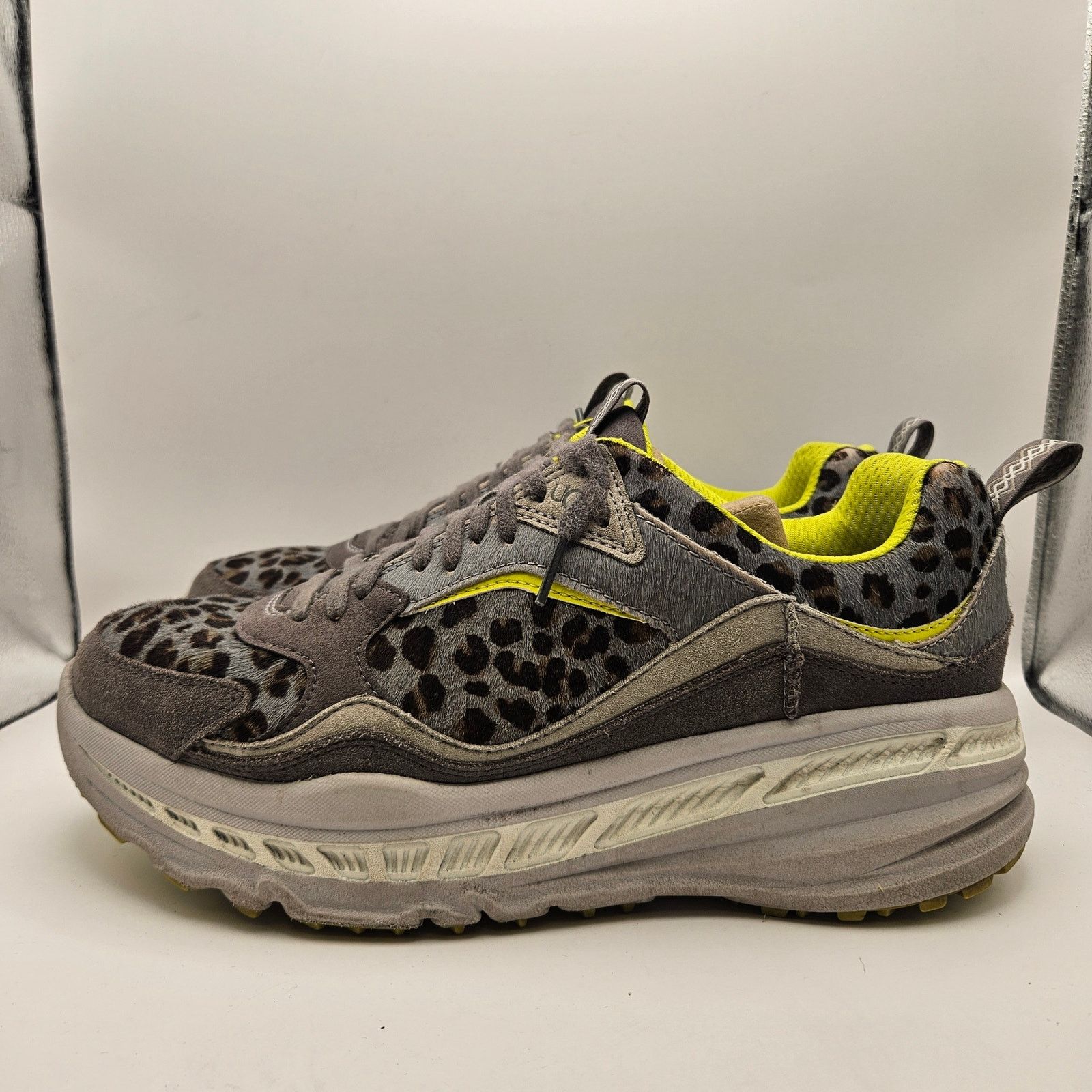 Ugg SUPER RARE UGG MEN'S 11 CA805 LEOPARD GREY SNEAKER 1112366 Size US 11 / EU 44 - 2 Thumbnail