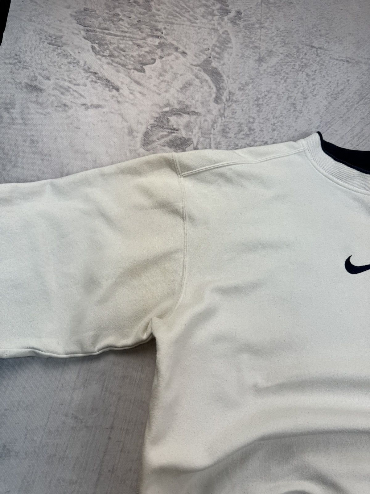 Nike × Vintage NIKE VINTAGE CENTER LOGO OVERSIZE BOXY SWEATSHIRT Size US XL / EU 56 / 4 - 4 Thumbnail