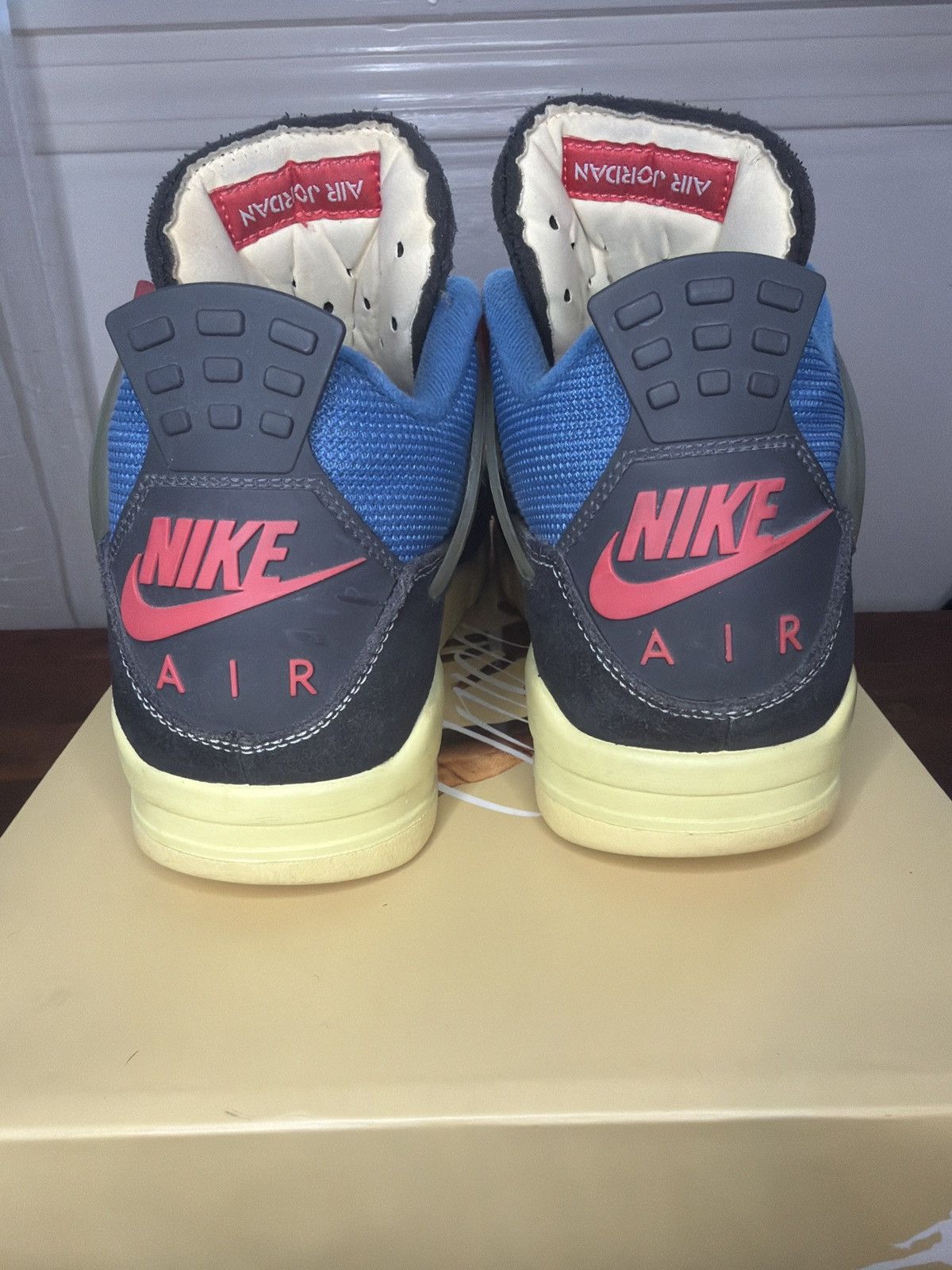 Jordan Brand × Union LA Jordan 4 x Union LA Size US 10.5 / EU 43-44 - 4 Thumbnail