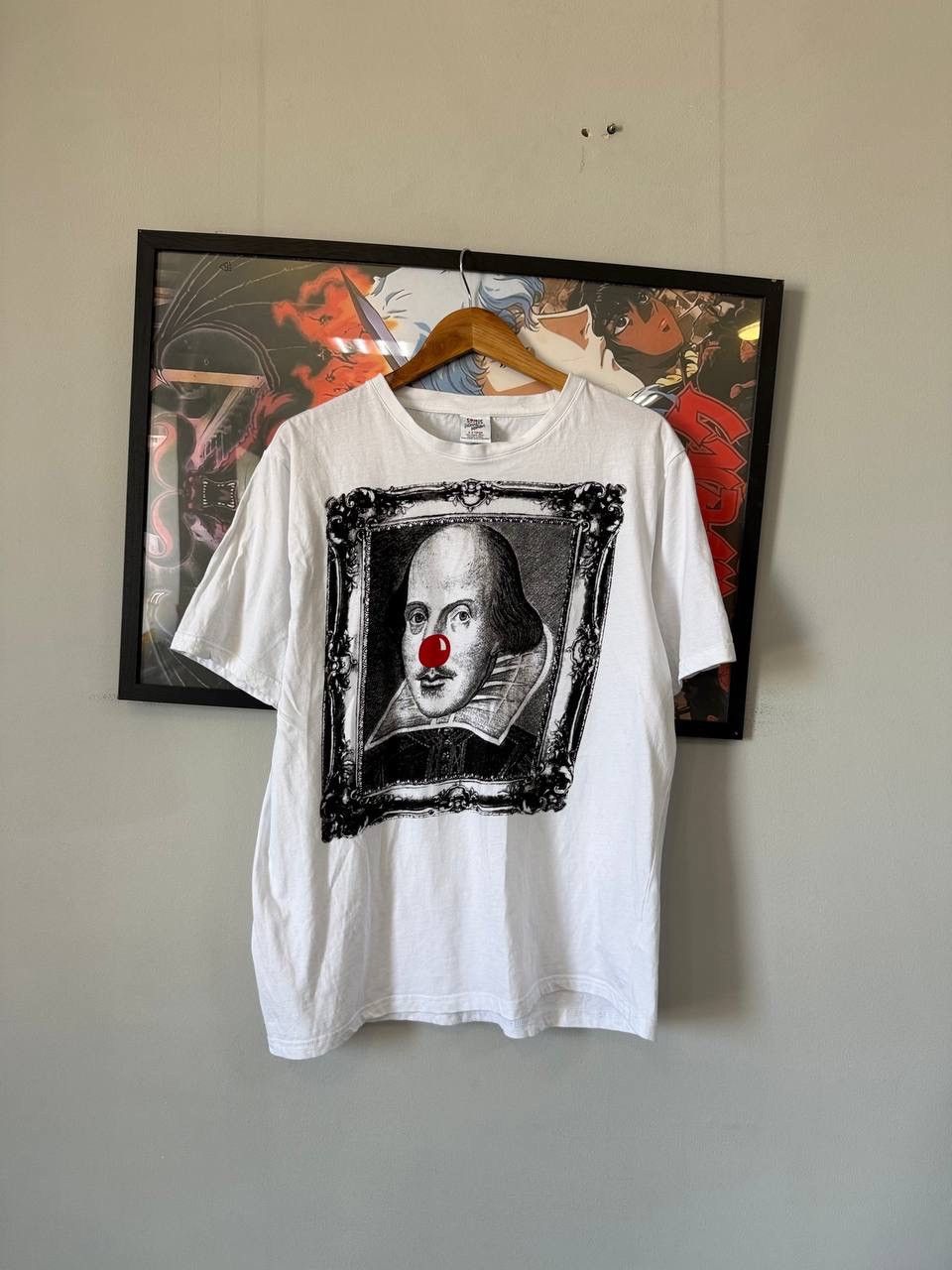 Vintage Mens Vivienne Westwood Comic Relief T-shirt big logo tee Size US XL / EU 56 / 4 - 1 Thumbnail
