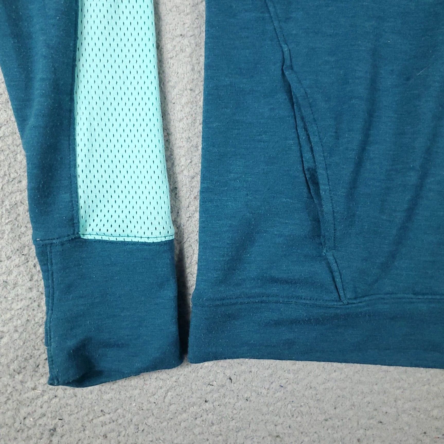Under Armour Under Armour Pullover Sweatshirt Womens Medium Blue Casual Long Sleeve Size M / US 6-8 / IT 42-44 - 4 Thumbnail