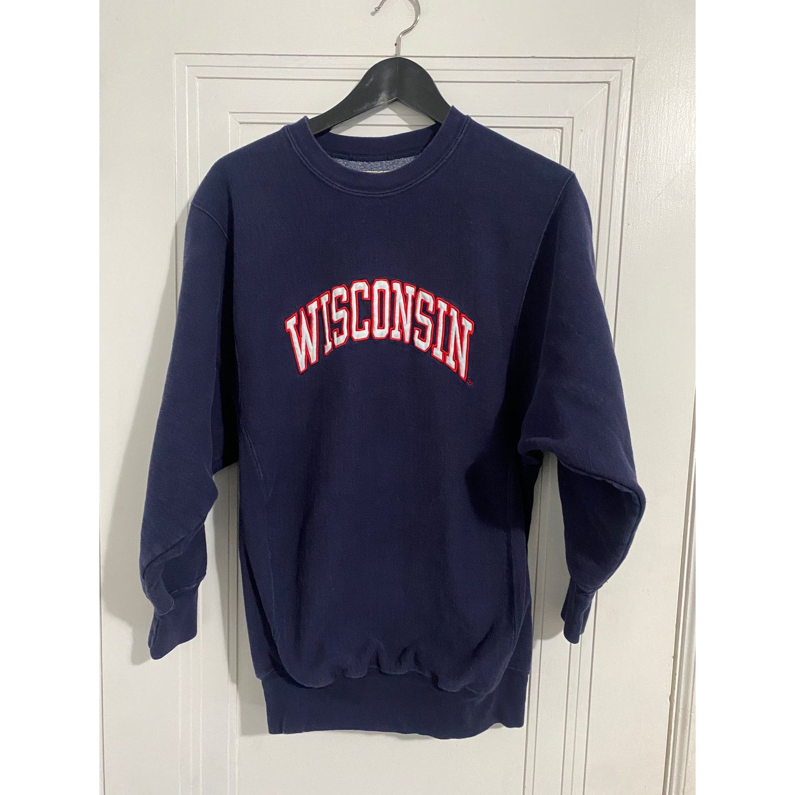 Steve And Barrys Retro Wisconsin Badgers Crewneck Sweatshirt Size Small Size US S / EU 44-46 / 1 - 1 Thumbnail