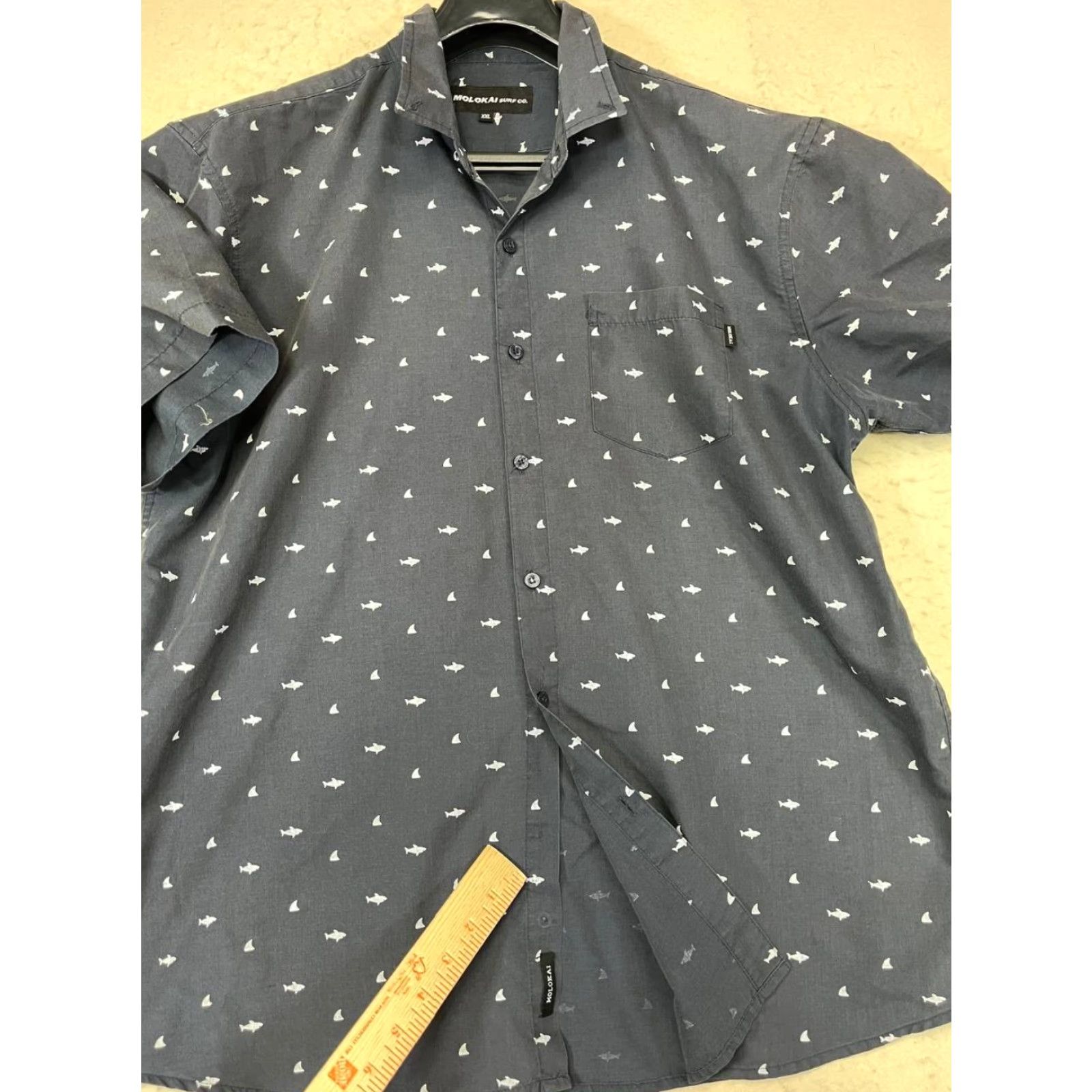 CO Molokai Surf Co Shirt Men 2XL Blue Button-Up Short Sleeve Collared Knit Cotton Polyester Casual All Seasons Lightweight Missing Button See Pic Size US XXL / EU 58 / 5 - 5 Thumbnail