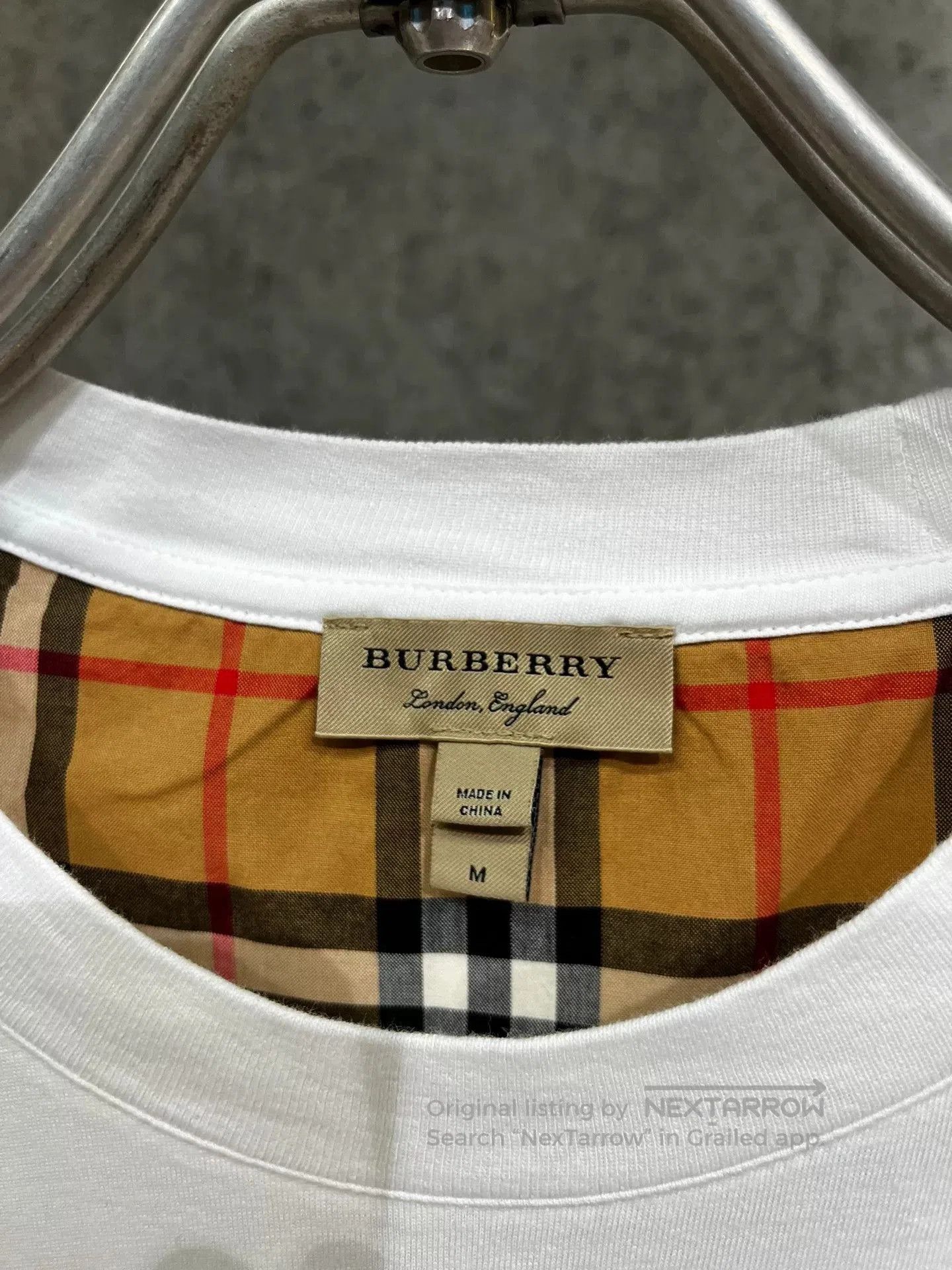 Burberry Burberry Check Round Neck Short Sleeve M. Size US M / EU 48-50 / 2 - 3 Thumbnail