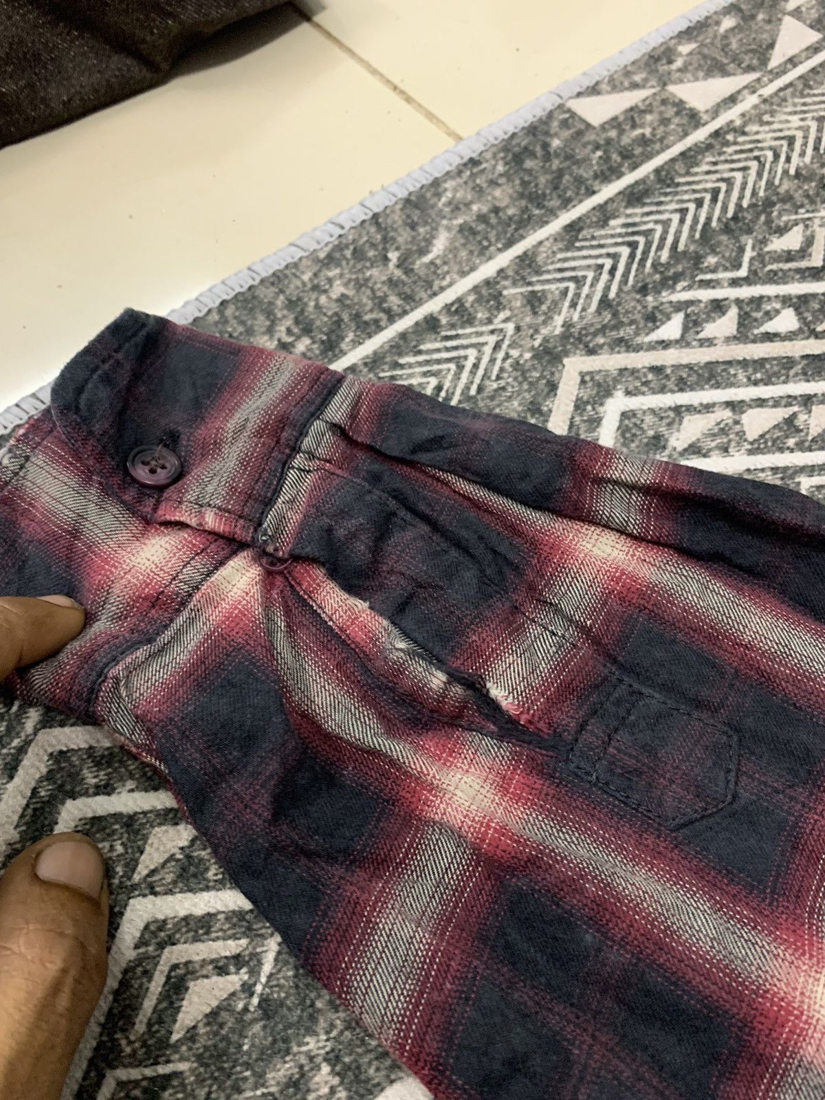 Japanese Brand × Neighborhood × Wtaps NEIGBHBORHOOD X WTAPS BUTTON UP DISTRESSED Size US L / EU 52-54 / 3 - 15 Thumbnail