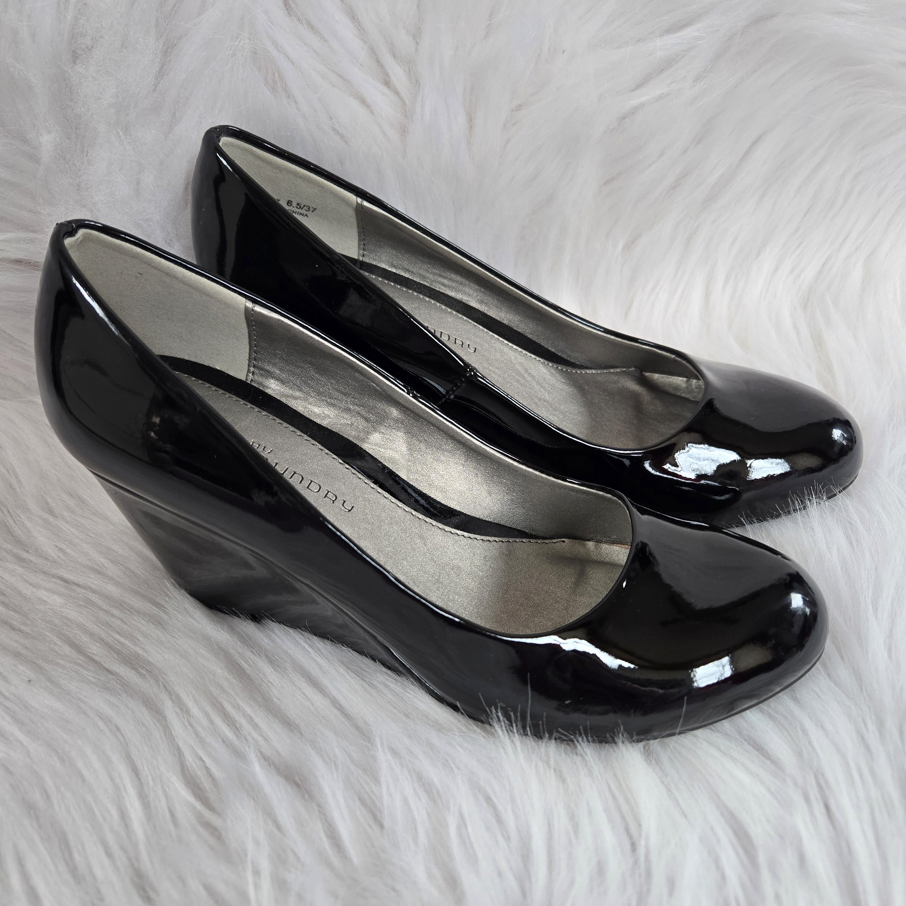 Chinese Laundry CHINESE LAUNDRY Nima Black Patent Wedge Pump Size 6.5 Size US 6.5 / IT 36.5 - 5 Thumbnail