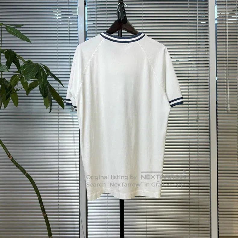 Louis Vuitton Louis Vuitton Inverted logo embroidered short sleeve Size US M / EU 48-50 / 2 - 2 Thumbnail