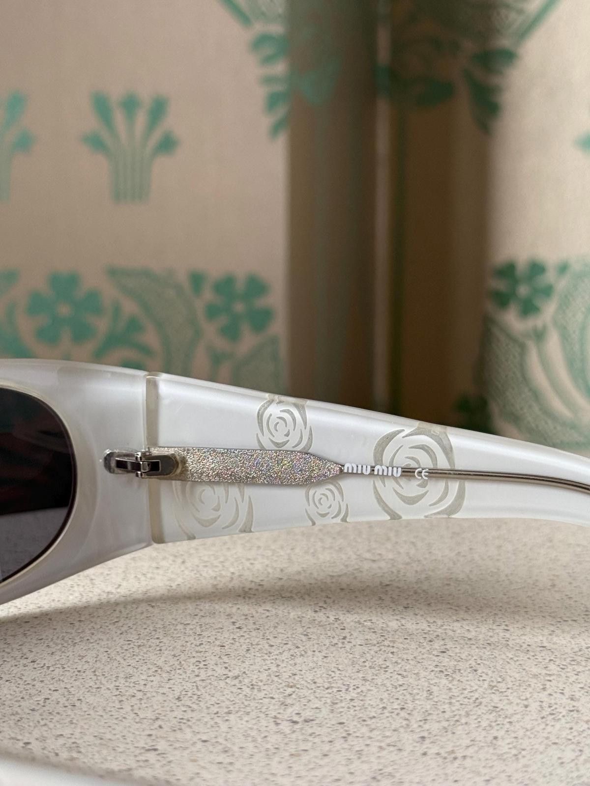 Miu Miu Vintage Miu Miu Logo Rose Wraparound White Women Sunglasses Size ONE SIZE - 7 Thumbnail