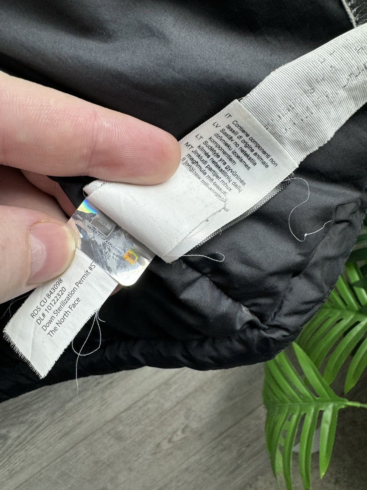 The North Face THE NORTH FACE 700 DOWN JACKET PUFFER Y2K GORPCORE SIZE XS Size US XS / EU 42 / 0 - 12 Thumbnail