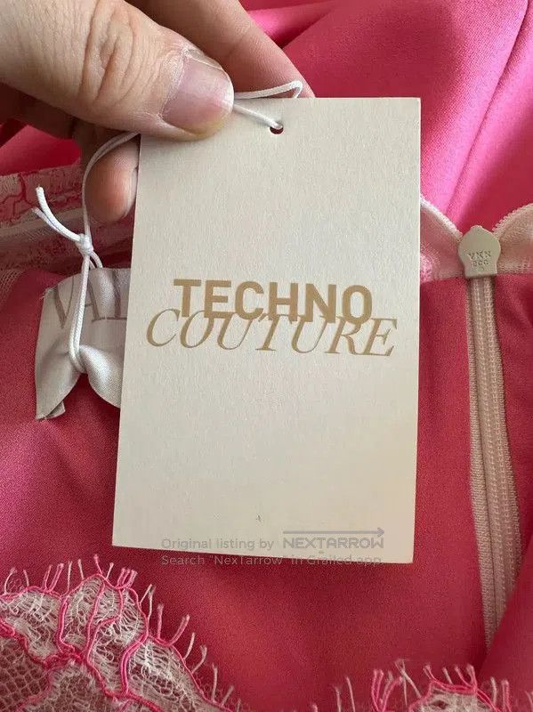 Valentino Valentino Pink Lace and Wool Dress . Size L / US 10 / IT 46 - 4 Thumbnail