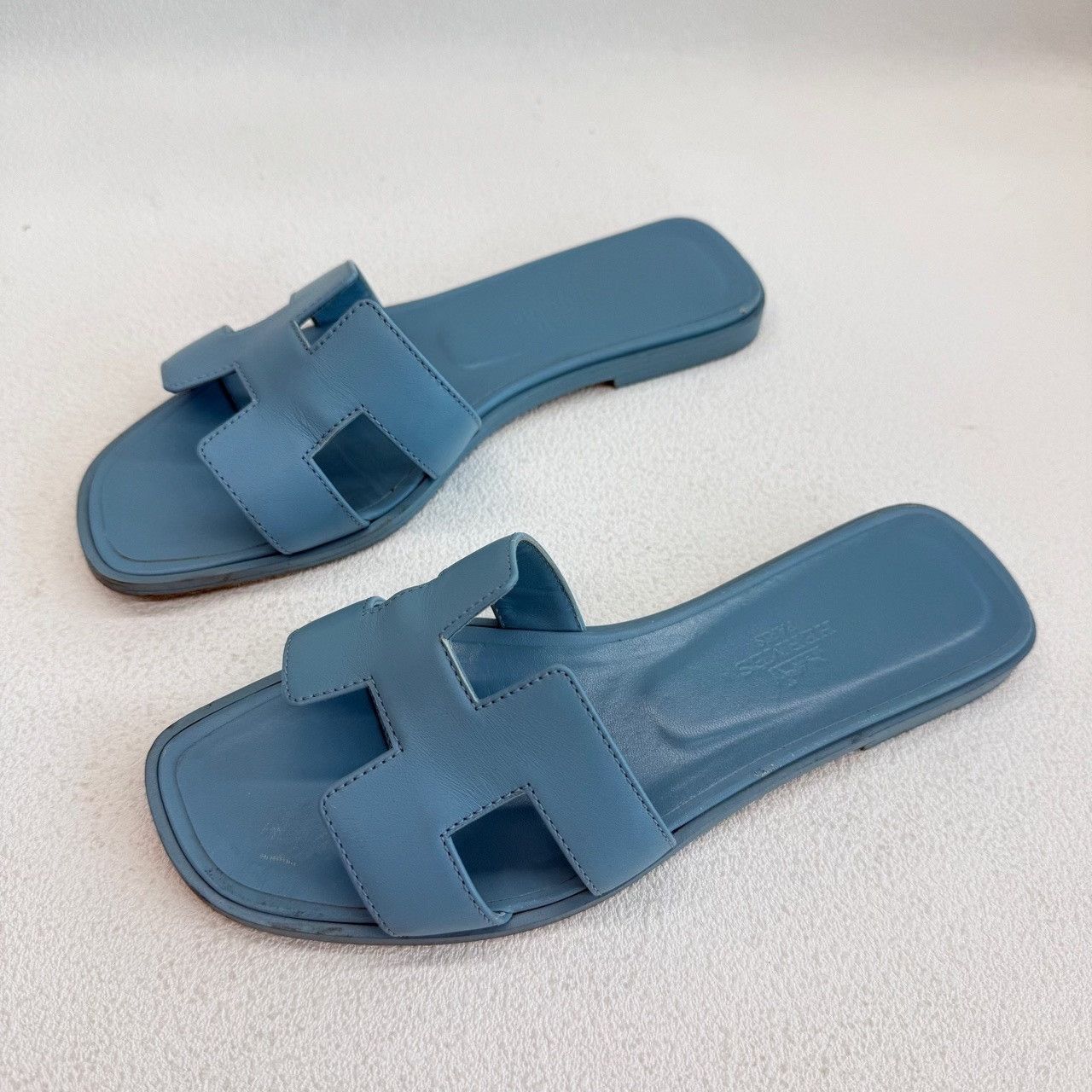 Hermes Hermes Blue Sandals us_6 Women Size US 6 / IT 36 - 1 Thumbnail