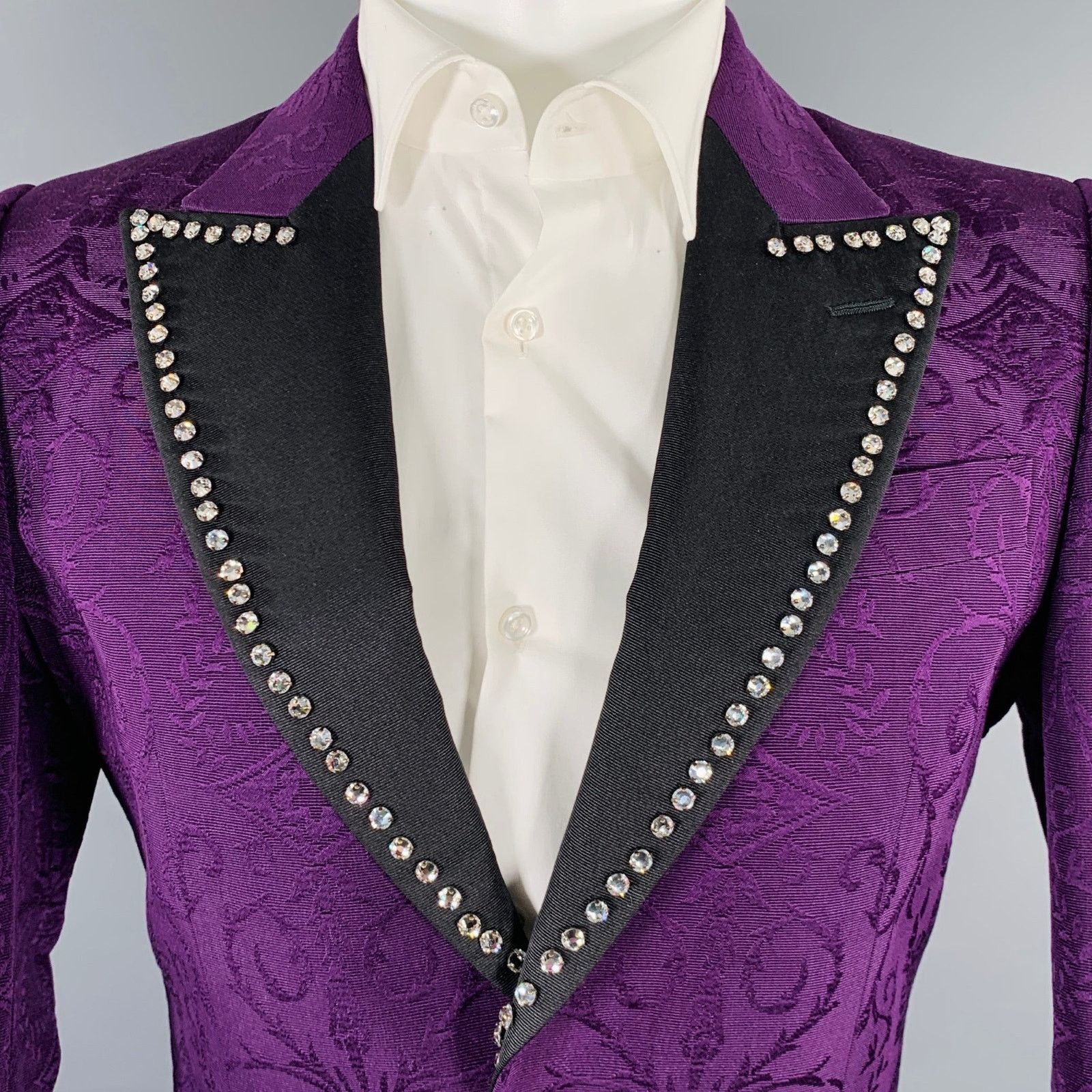 Gucci Size 36 Purple Black Jacquard Wool Silk Sport Coat Size 36R - 2 Thumbnail