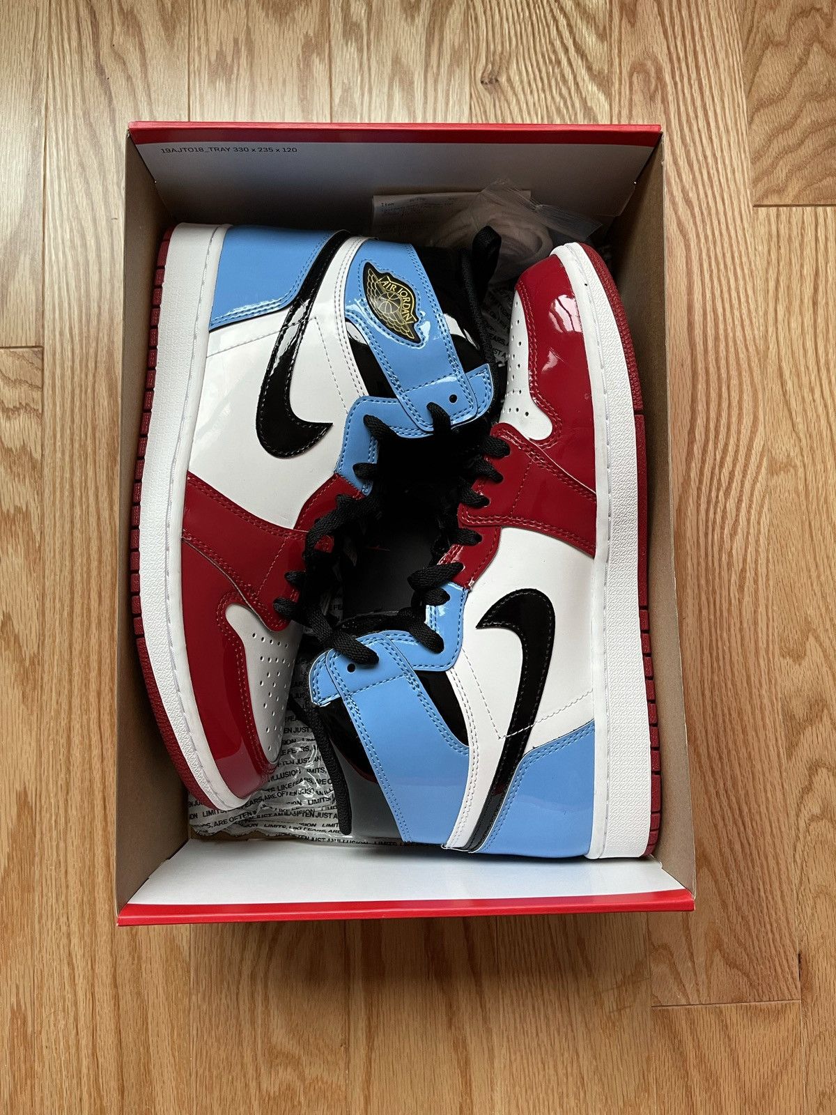 Jordan Brand Jordan 1 Fearless Size US 10 / EU 43 - 1 Thumbnail