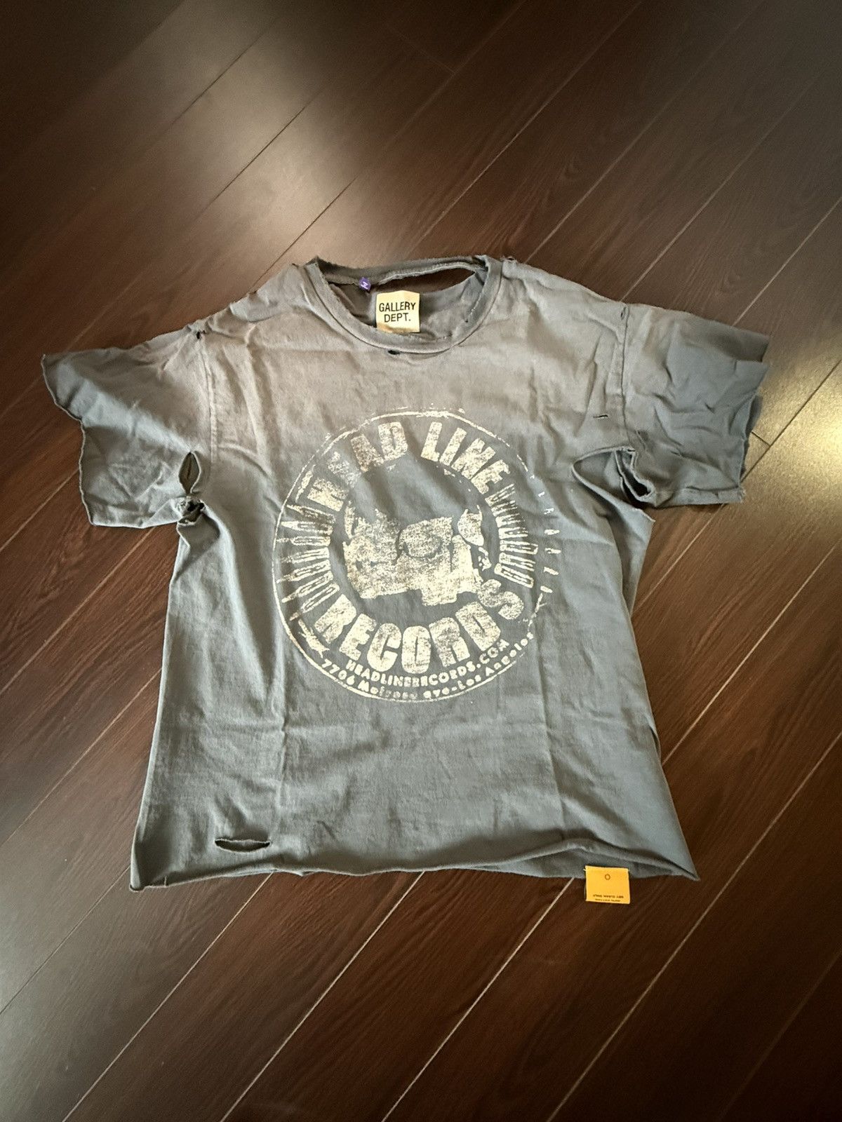 Gallery Dept. Gallery dept distressed tee “grailed tee” Size US S / EU 44-46 / 1 - 2 Thumbnail