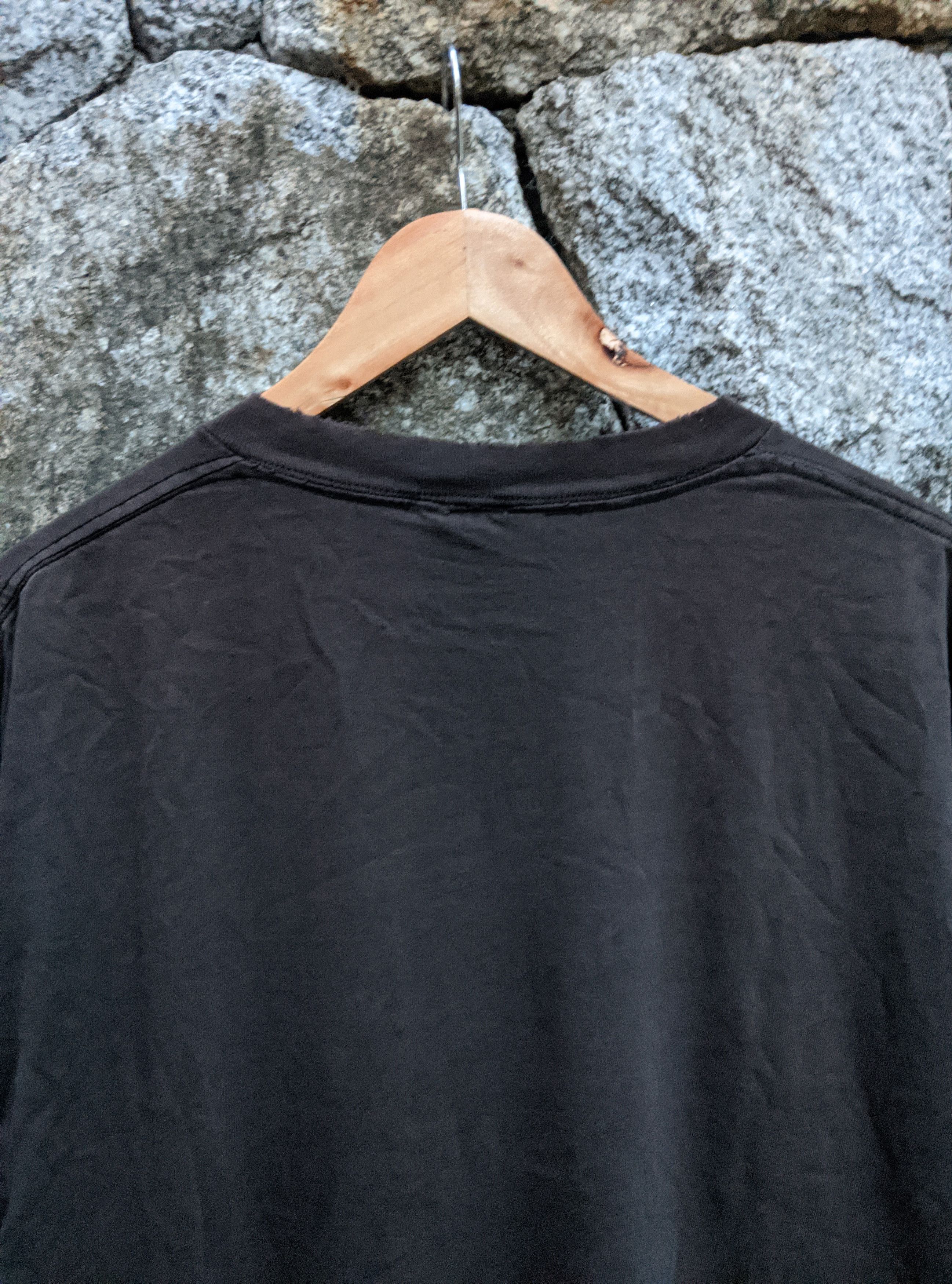 Band Tees Vintage 2002 thrashed disturbed believe sun faded erd Size US XL / EU 56 / 4 - 12 Thumbnail
