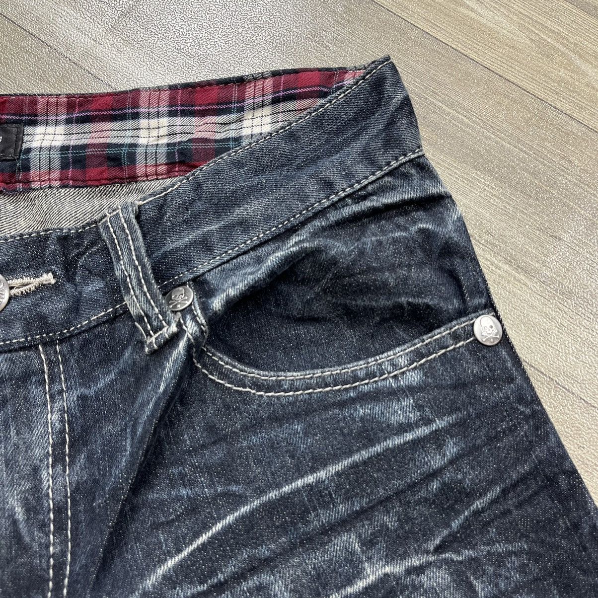 If Six Was Nine × Le Grande Bleu (L.G.B.) × Tornado Mart Y2K Wild Life Faded Lightning Desain Skull Bones Jeans Size US 31 - 7 Thumbnail