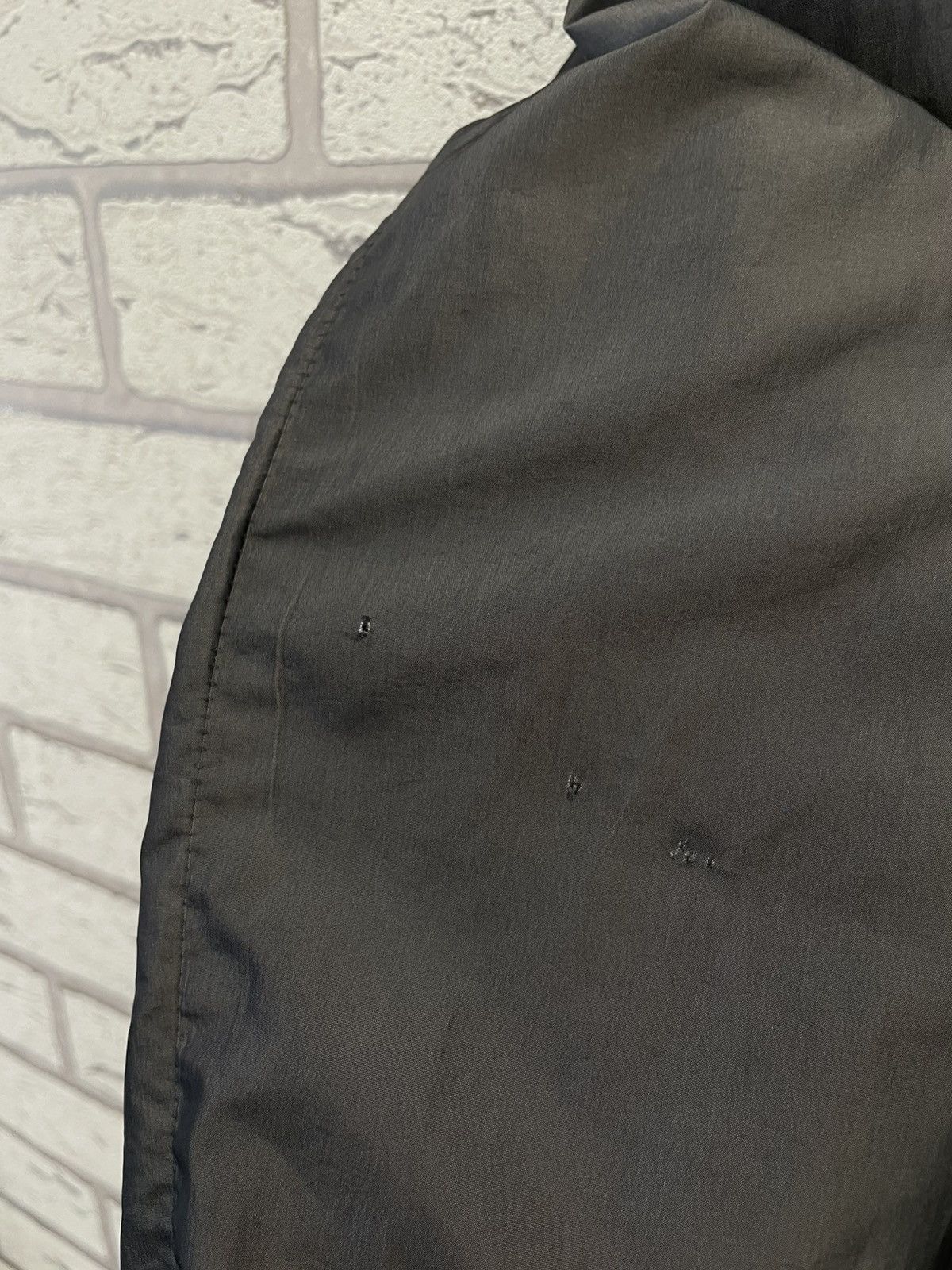 Burberry × Vintage Burberry London metal grey nylon bomber jacket Size US M / EU 48-50 / 2 - 11 Thumbnail