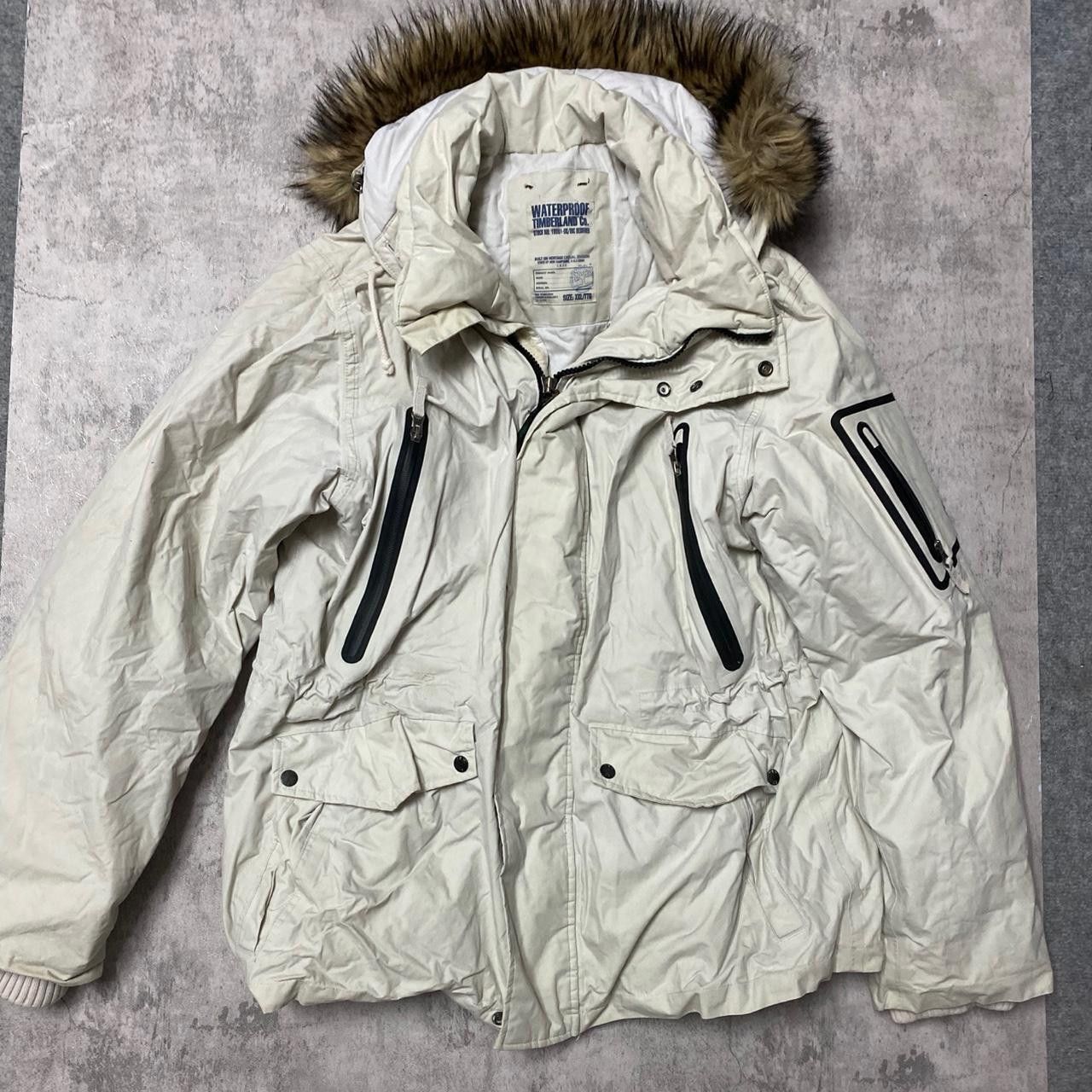 Other Cream and black streetwear-inspired puffer jacket Size US XXL / EU 58 / 5 - 1 Thumbnail