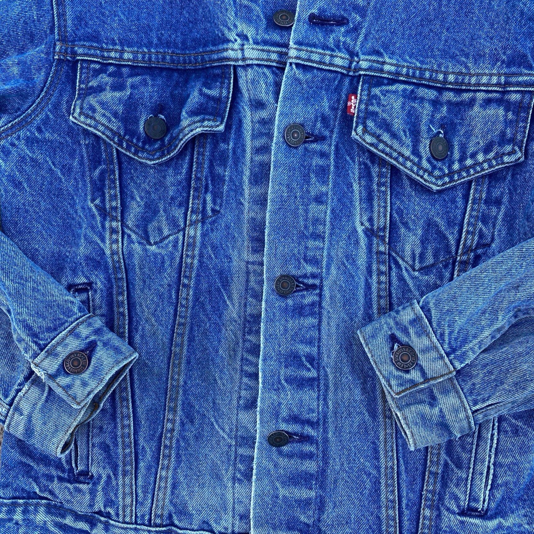 Levi's VTG Levi’s 70506-0214 Blue Denim Jean Button Jacket Size 35R Made In USA Red Tab Unisex Adults Cotton Denim USA 80s 90s Basic Jacket Mens Womens Size 24" / US 00 / IT 34 - 2 Thumbnail