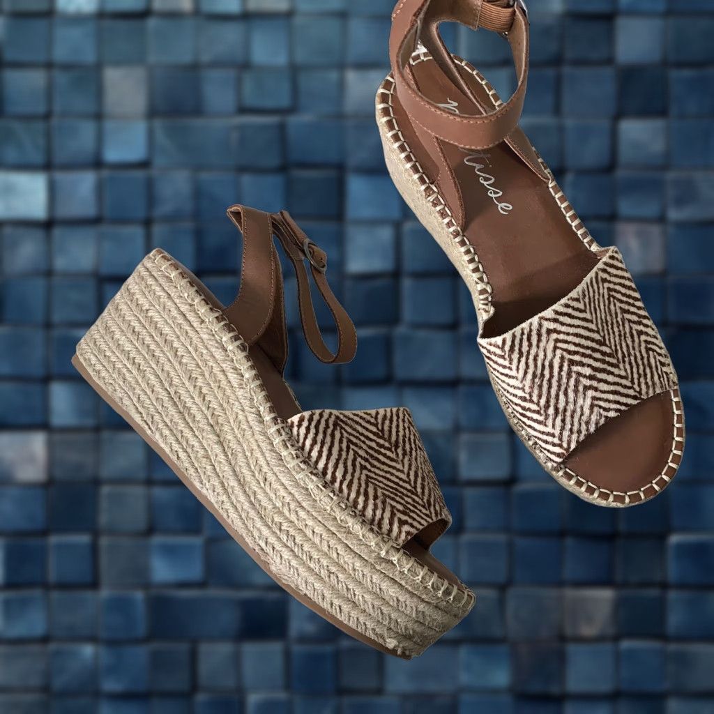 VINTAGE Matisse Women's Wedge Sandals Size Brown Leather Fur