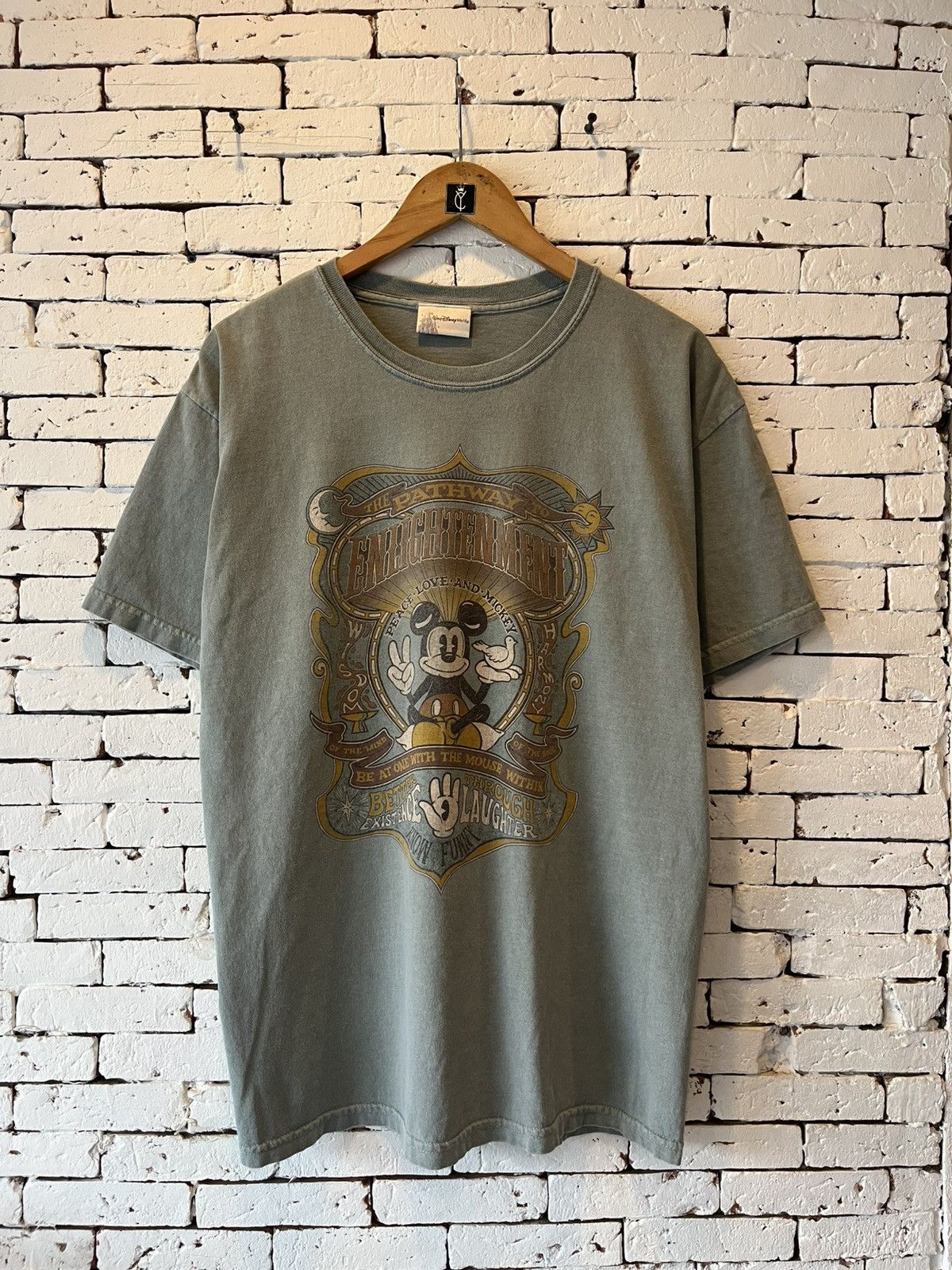 Disney Vintage Disney Micky Mouse Peace Love and Micky T-Shirt Size US L / EU 52-54 / 3 - 1 Thumbnail