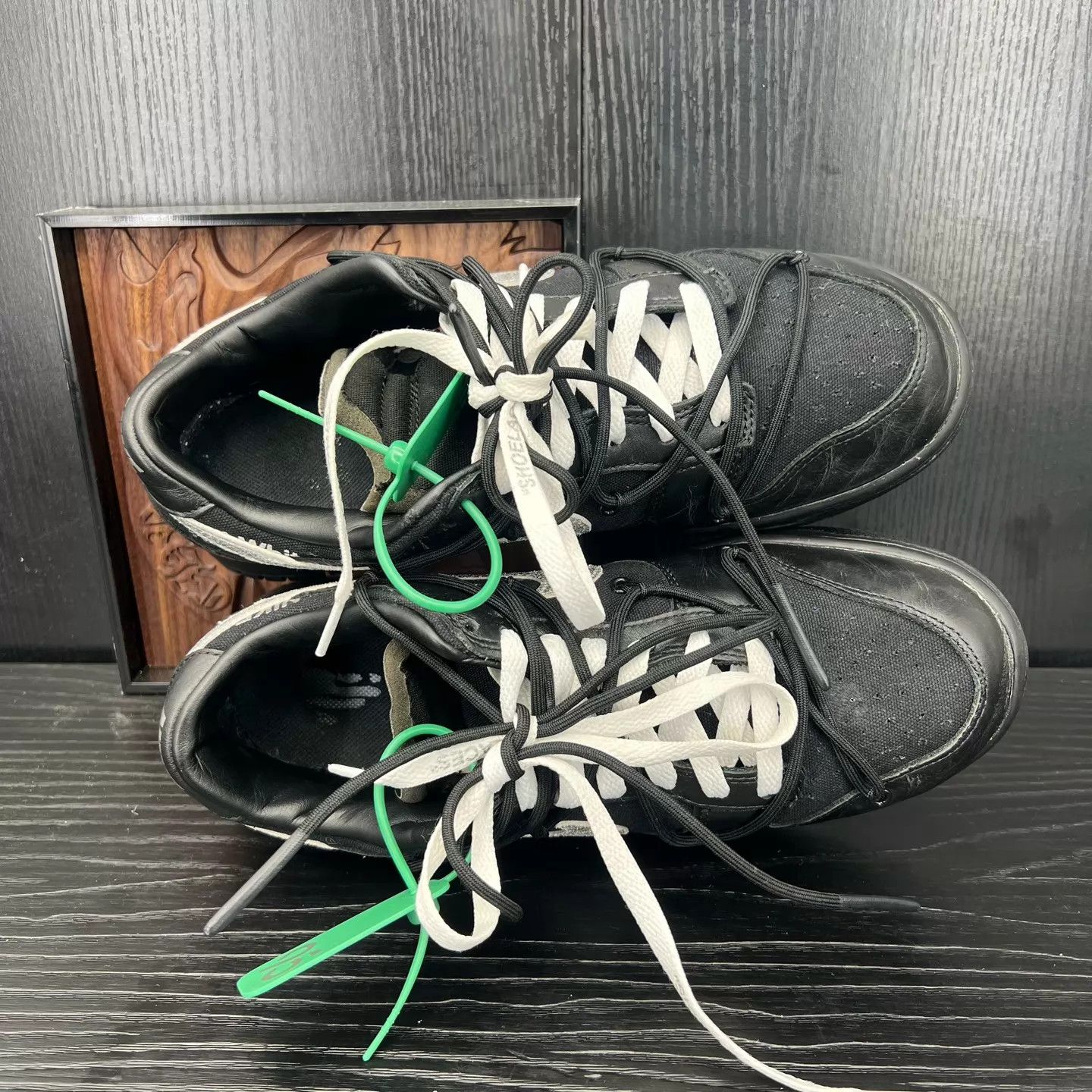 Off-White OW Dunk No.50 Black Men's 44 Buttonless Size US 10 / EU 43 - 6 Thumbnail