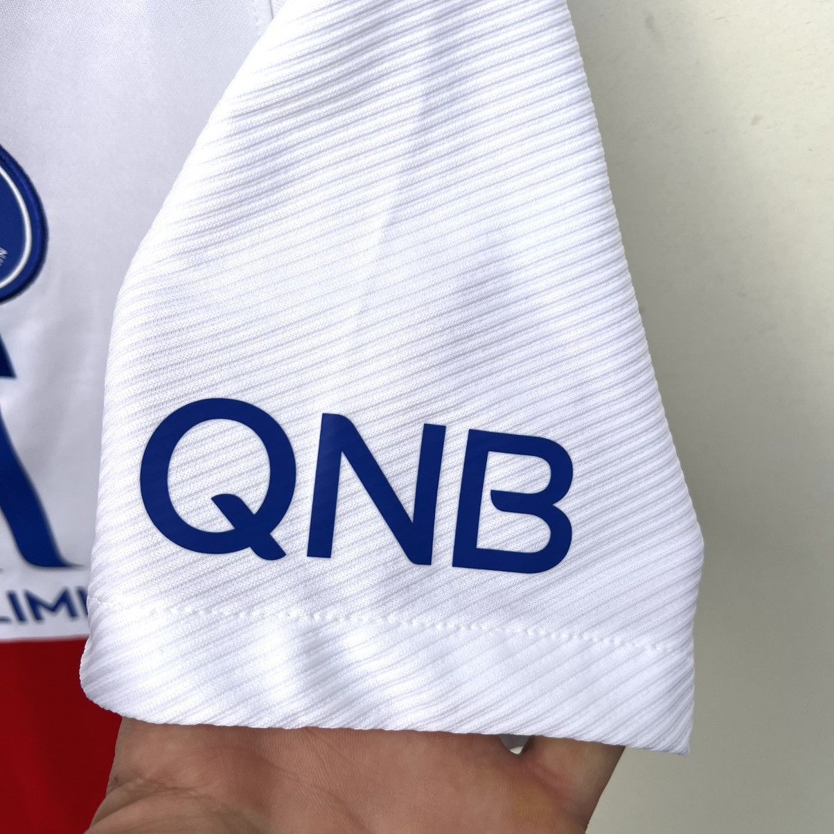 Nike Nike PSG Paris Saint-Germain 2020/2021 soccer Jersey Size US XS / EU 42 / 0 - 4 Thumbnail