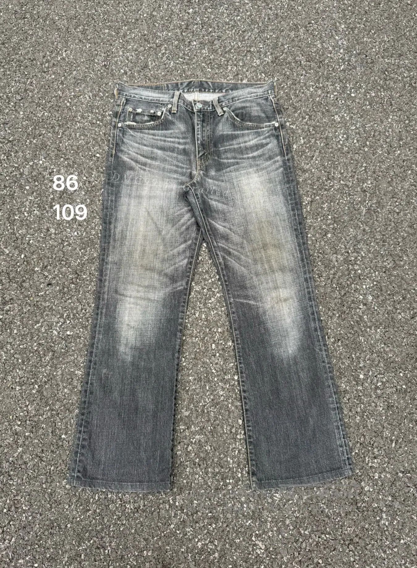 Vintage Vintage Levi's 517 00S Washed Jeans. Size US 34 / EU 50 - 1 Thumbnail