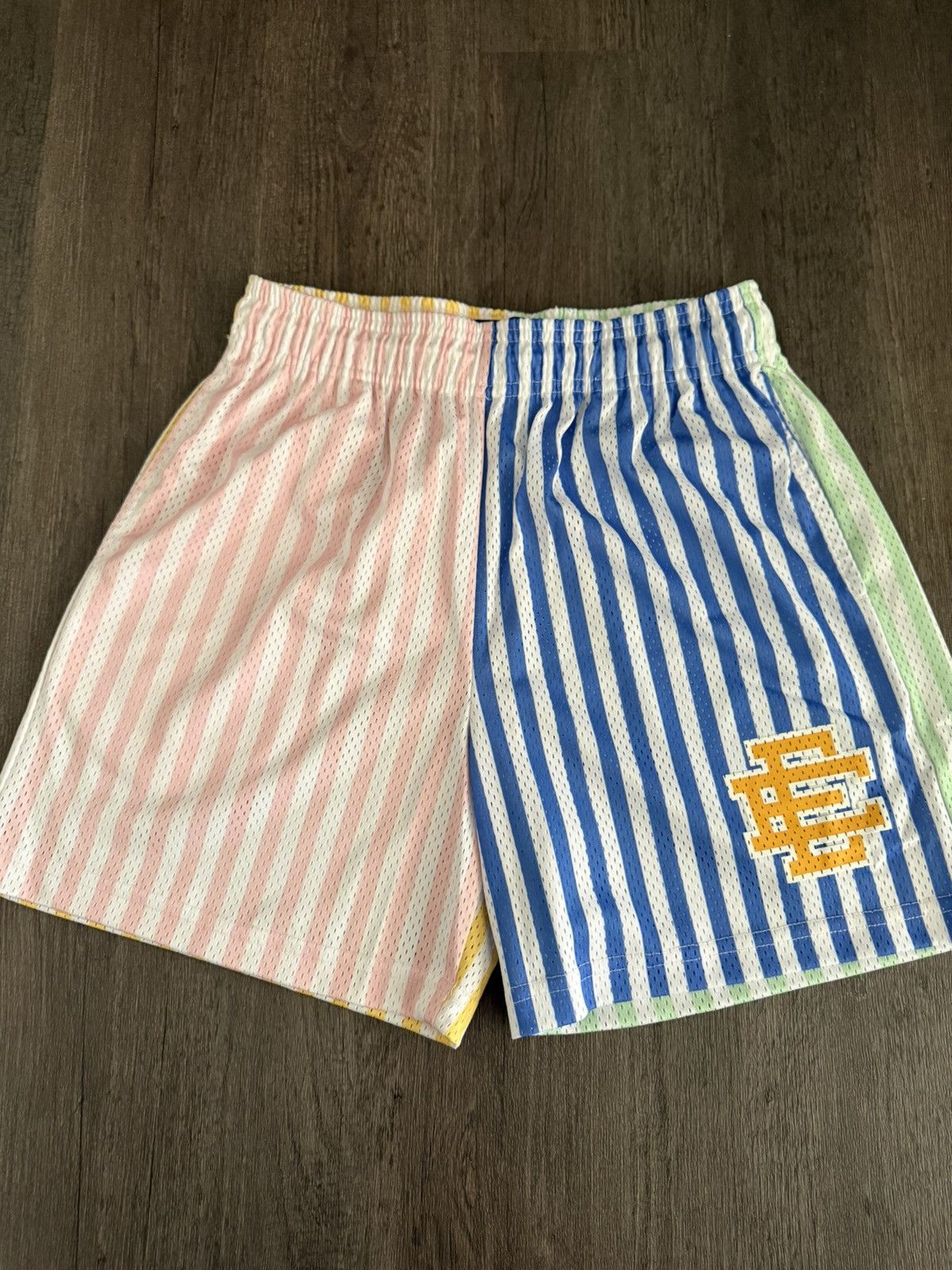 Eric Emanuel Core stripe shorts Size US 32 / EU 48 - 1 Thumbnail