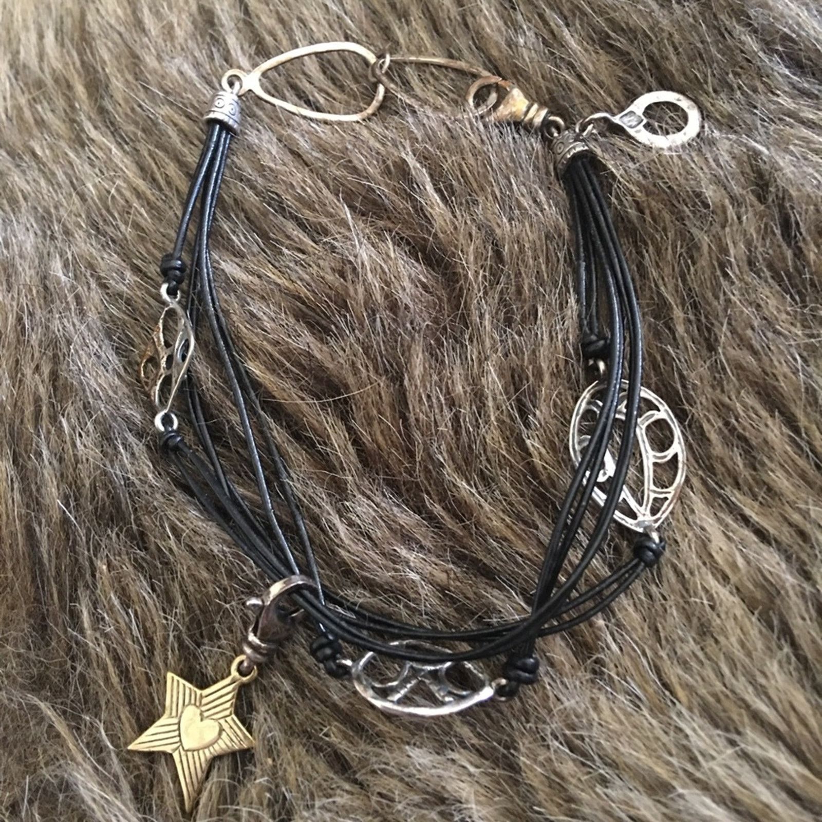 Jewelry Silpada Charm 925 sterling leather cord bracelet Size ONE SIZE - 7 Thumbnail