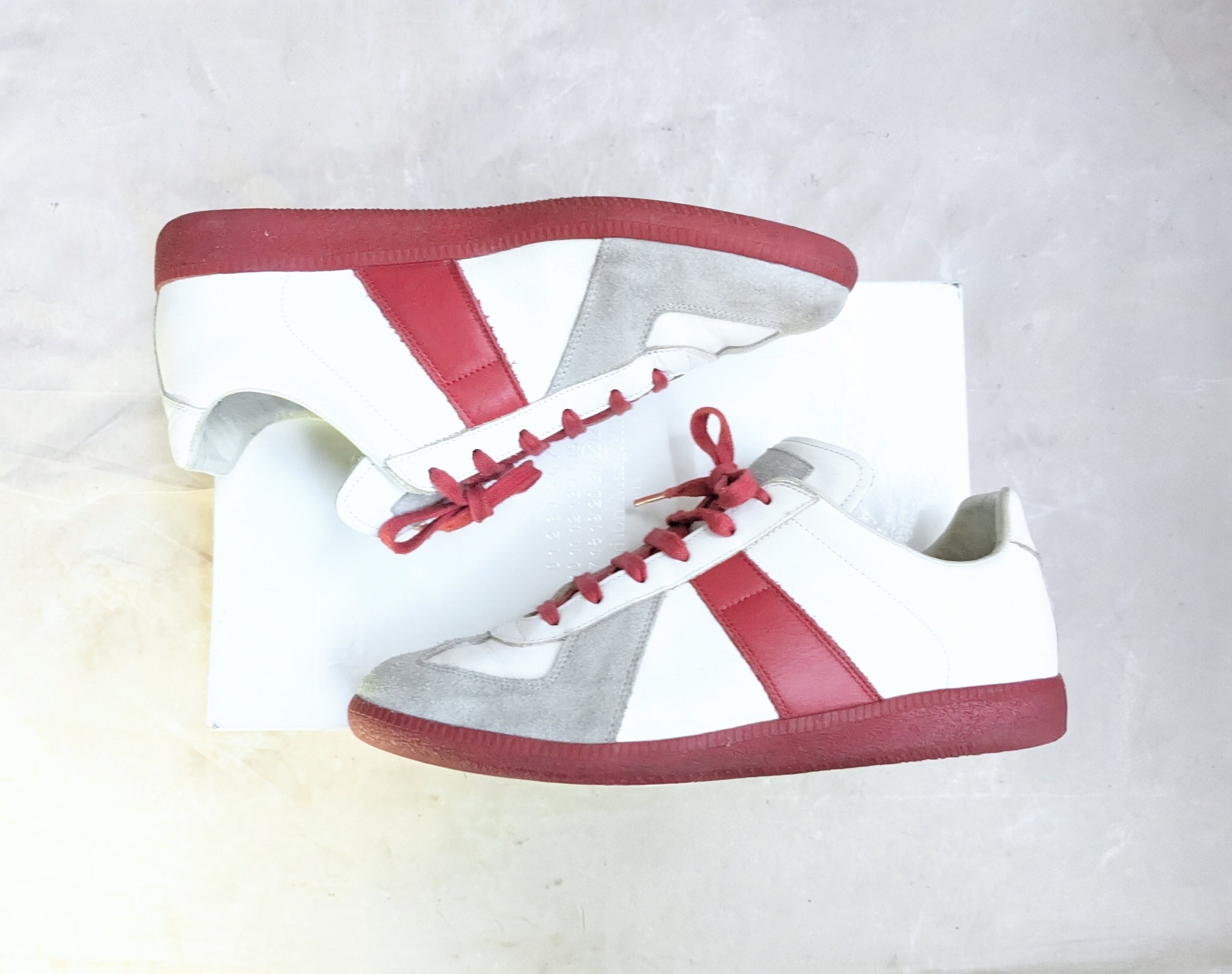 Maison Margiela White and red Maison Margiela replica GATs Size US 9 / EU 42 - 1 Thumbnail
