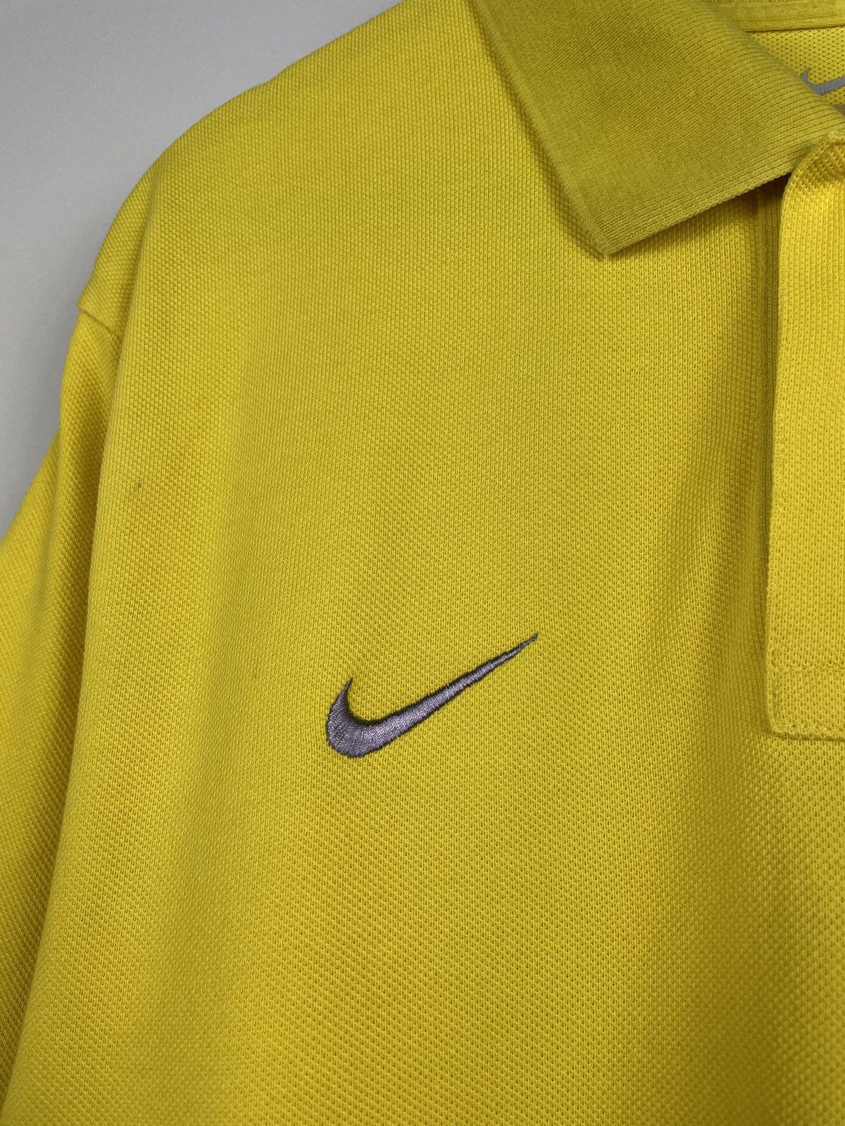 Nike Vintage Nike FC Barcelona Polo T-shirt Size US L / EU 52-54 / 3 - 9 Thumbnail