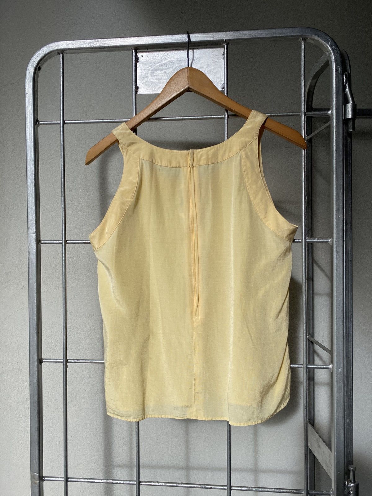 Balenciaga BALENCIAGA Light Yellow Sleeveless Top with Back Zipper Size L / US 10 / IT 46 - 2 Thumbnail