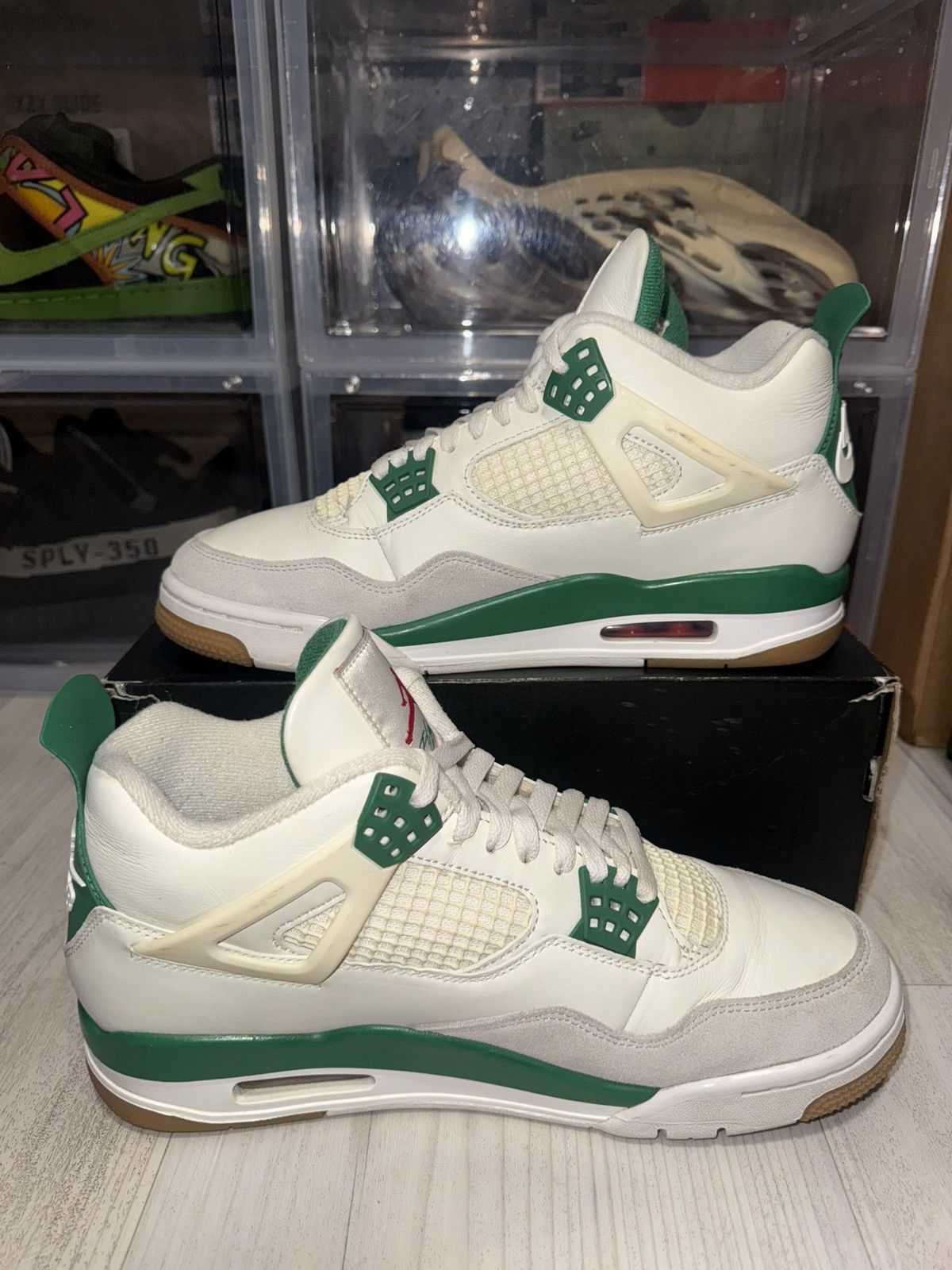 Nike SB Air Jordan 4 Retro SB Pine Green Size US 9.5 / EU 42-43 - 3 Thumbnail