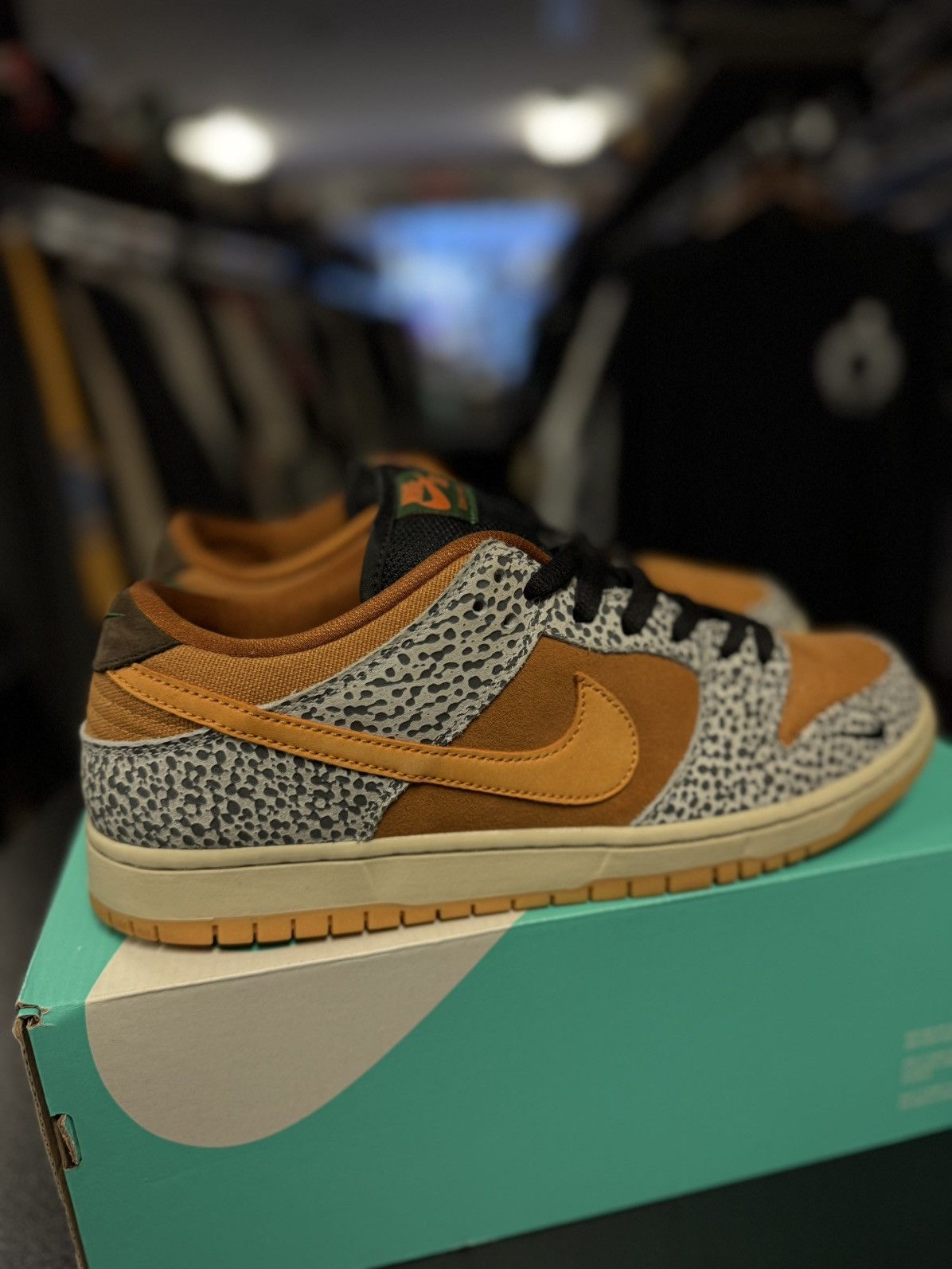 Nike Size 11 - Nike Dunk Pro SB Low Safari CD2563-002 Size US 11 / EU 44 - 4 Thumbnail