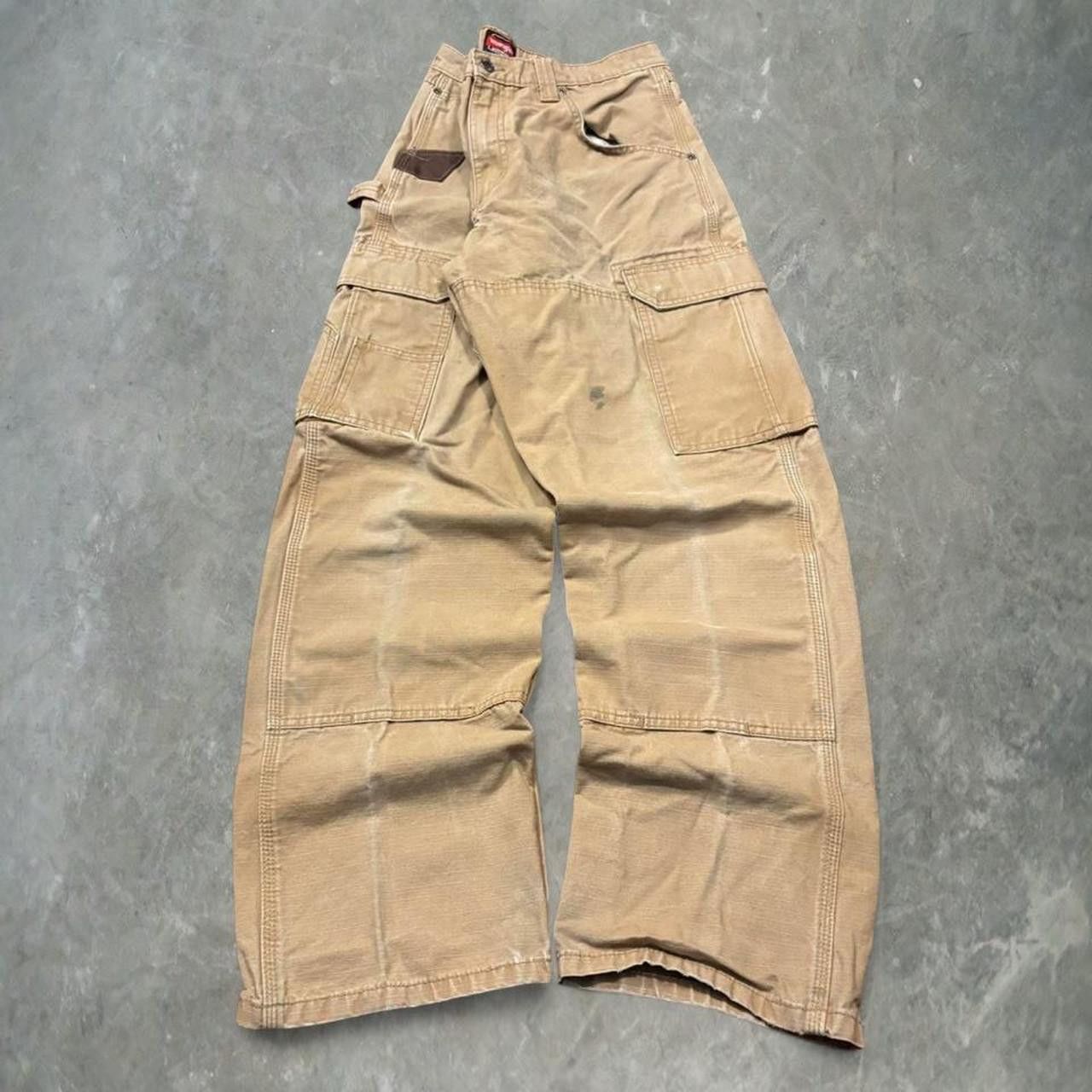 Vintage Crazy Vintage Y2K/2000s Baggy Khaki Workwear Wrangler Cargo Pants! Size US 32 / EU 48 - 1 Thumbnail