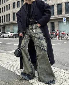Jean Vintage Raw Jeans Trousers y2k holes pockets streetwear Size US 32 / EU 48 - 1 Thumbnail
