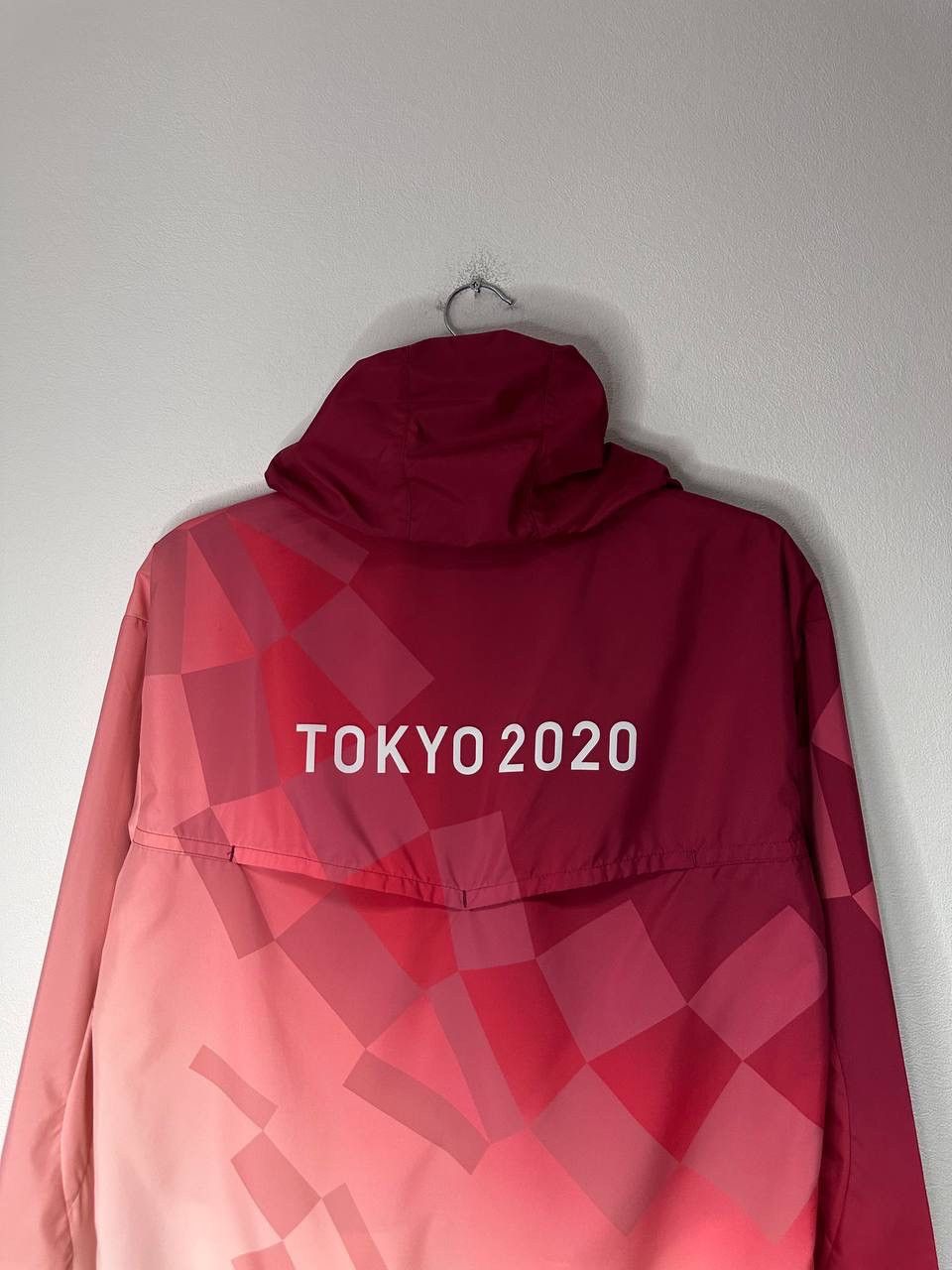 Asics Asics Tokyo 2020 Olympic Official Track Jacket Windbreaker Size US XL / EU 56 / 4 - 12 Thumbnail
