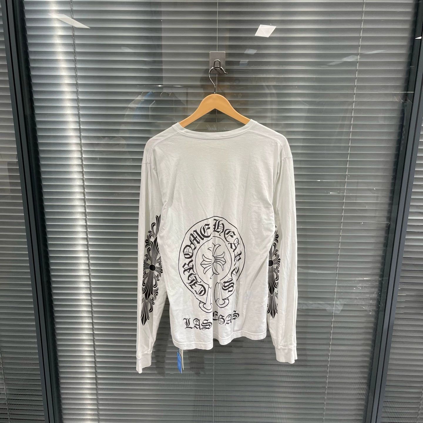 Chrome Hearts Chrome Hearts Las Vegas Qilin Arm Horseshoe Long Sleeve L 95N Size US L / EU 52-54 / 3 - 1 Thumbnail