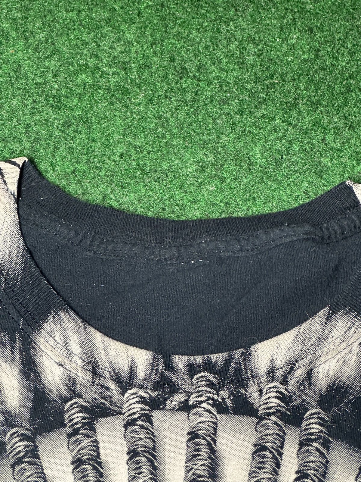 Liquid Blue Native American Comanche Skull Affliction Y2K XL T Shirt Size US XL / EU 56 / 4 - 3 Thumbnail