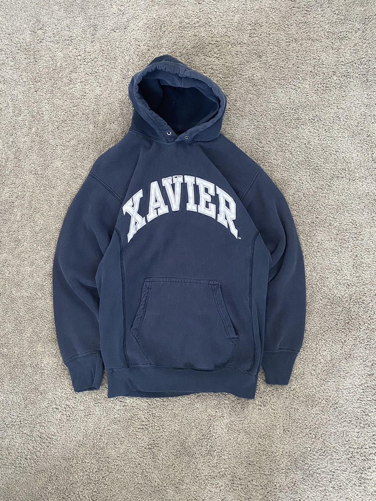 Vintage Vintage 90s Xaiver University Pullover Hoodie Size US M / EU 48-50 / 2 - 1 Thumbnail