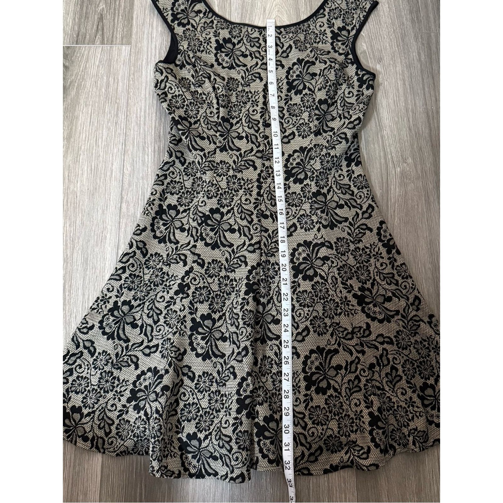 MAGGY LONDON Maggy London Lace Design Dress Size 8 Romantic Whimsygoth Size M / US 6-8 / IT 42-44 - 10 Thumbnail