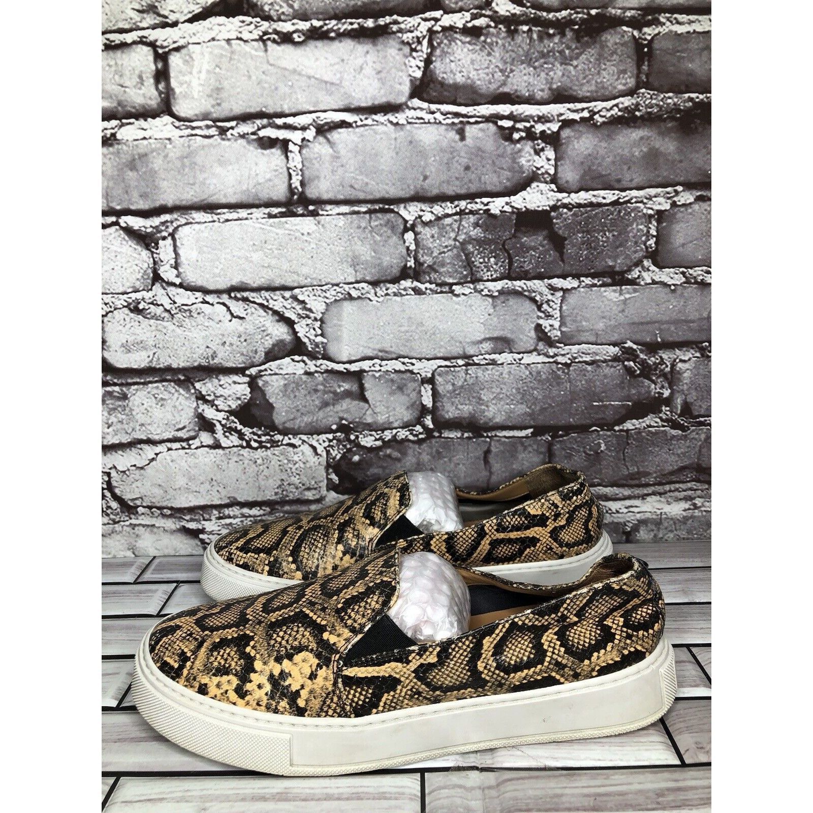 Aquatalia Aquatalia Leopard Print Leather Slip On Casual Sneaker Shoes Size US 8 / IT 38 - 1 Thumbnail