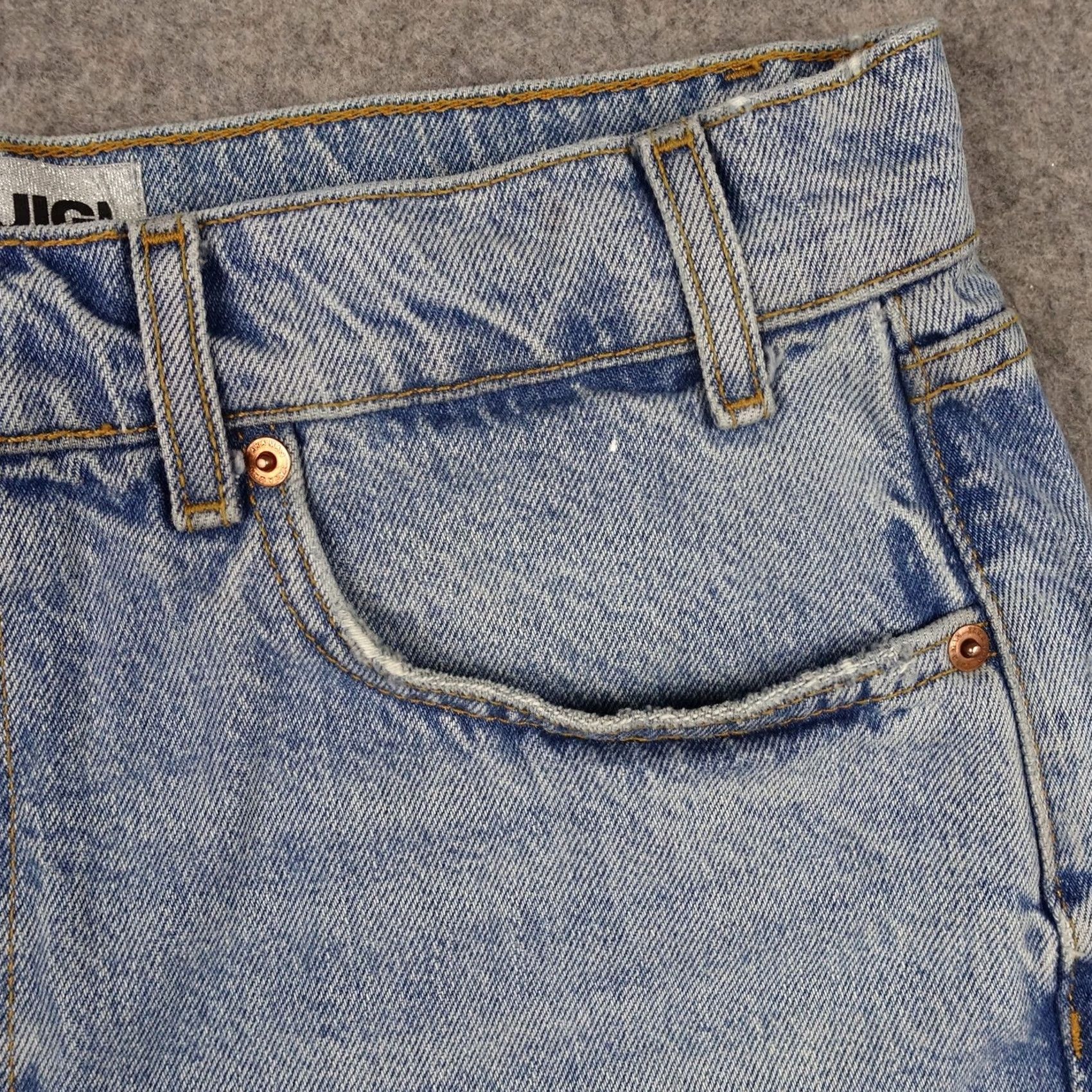Zara VINTAGE Nike Shirt? (This item is not vintage) Size US 32 / EU 48 - 5 Thumbnail
