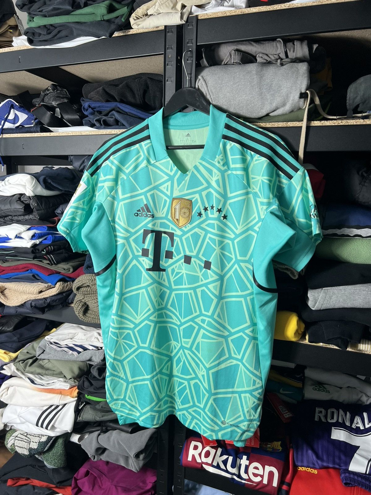 Adidas Adidas FC Bayern Munich Sommer #27 Football Jersey Shirt Size US L / EU 52-54 / 3 - 9 Thumbnail